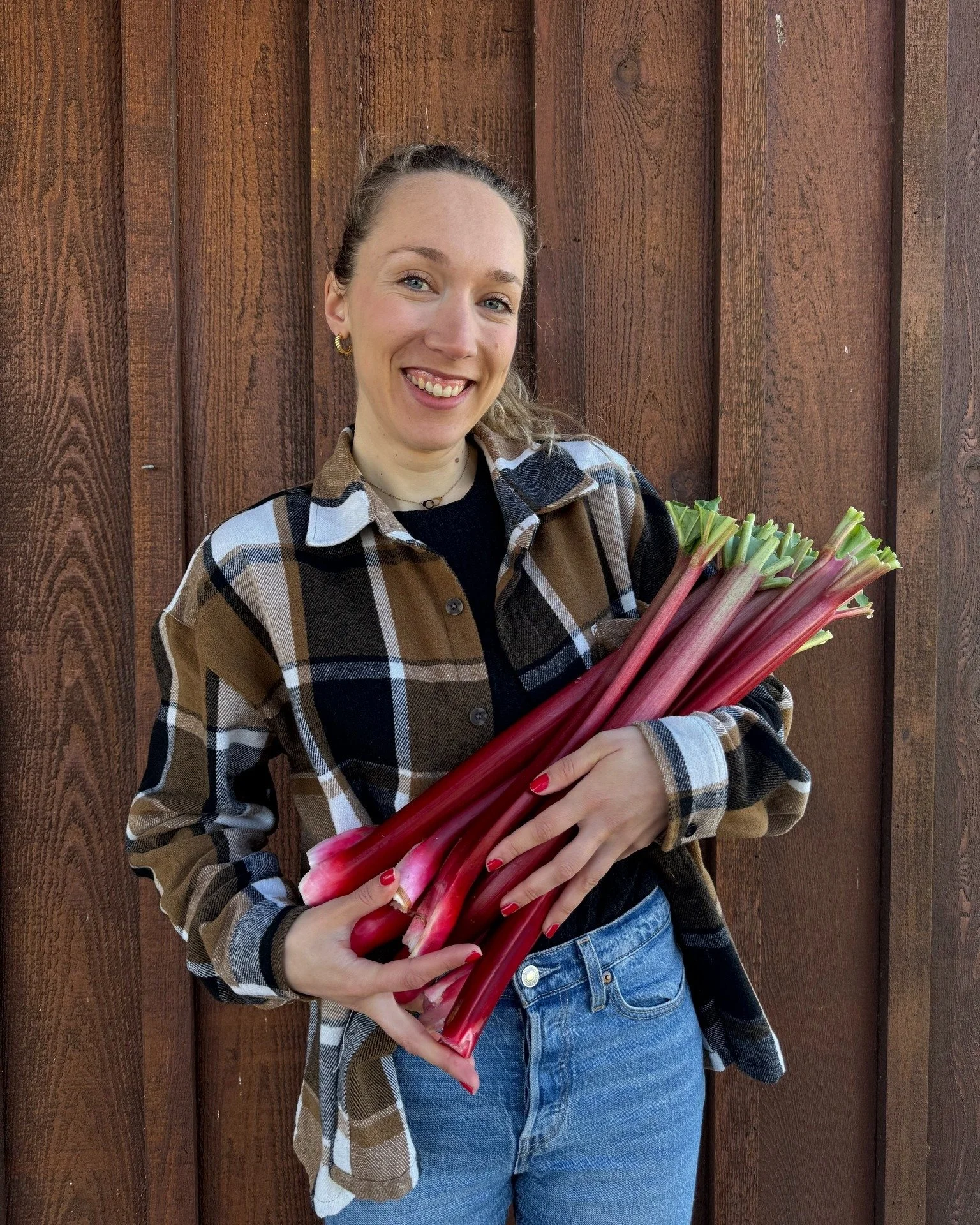 💛 Au revoir (but never goodbye)💛
 
Some people quietly change everything &mdash; and Margaux is one of those people.
 
Margaux joined Team Springford back in February, starting out helping us with egg grading and market shifts. Over the past ten mo