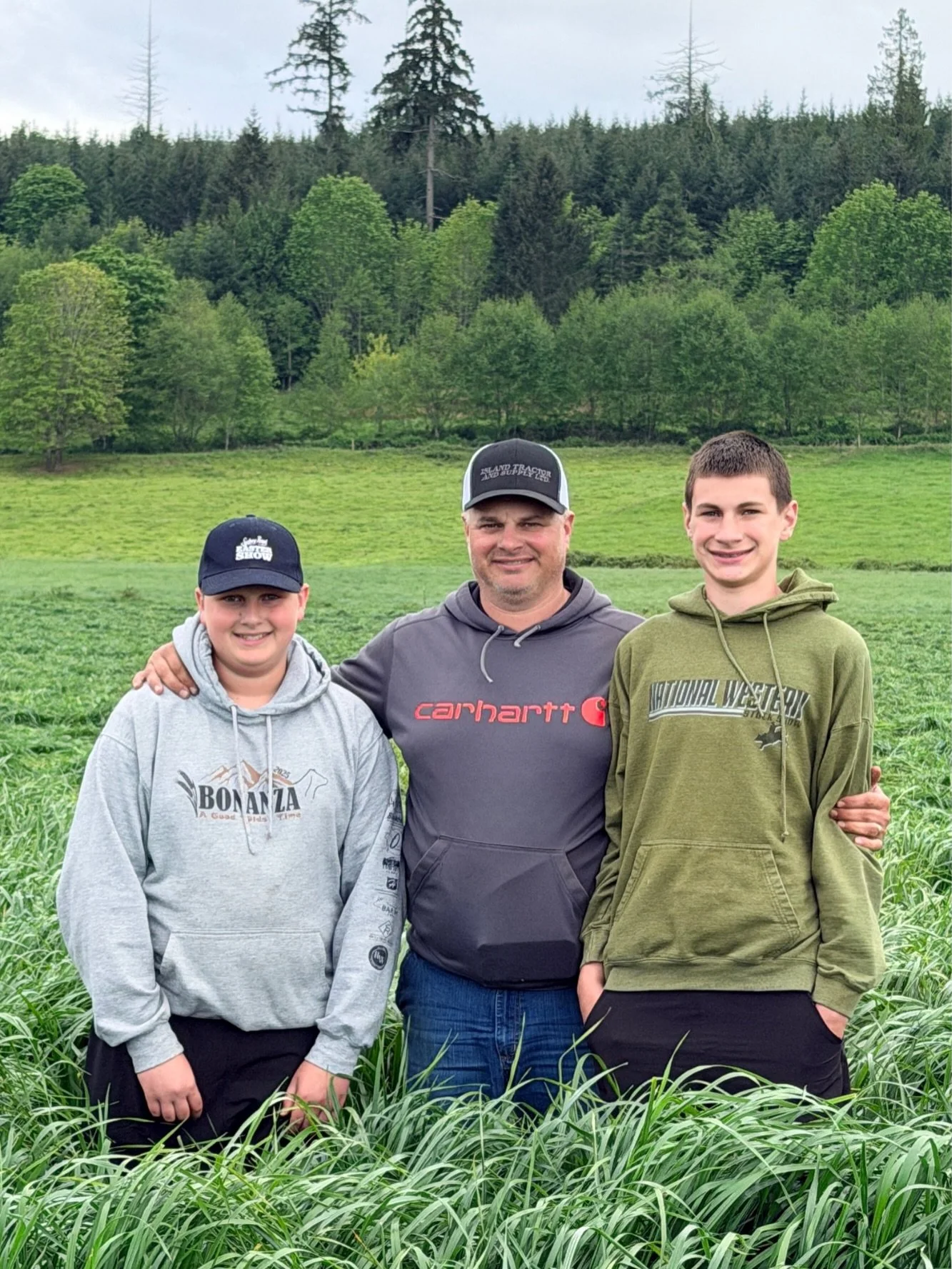 Same farm, same smiles&mdash;just a few more years in between. 🌾