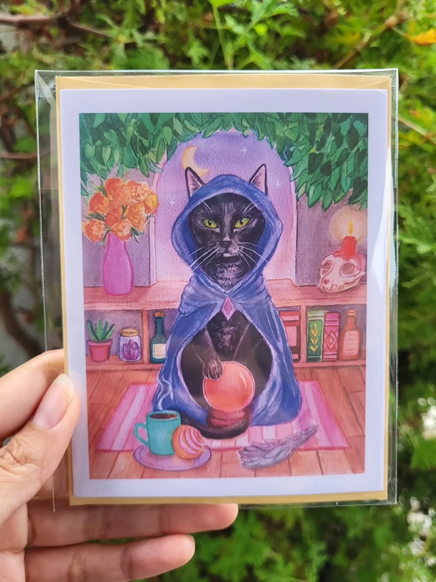 New magical greeting card for cat lovers and anyone who enjoys feline themed art. Great for any occasion, halloween, birthdays, witchy friends, or just because!

I decided to make greeting cards to help supplement my booth, and so far, they are recei