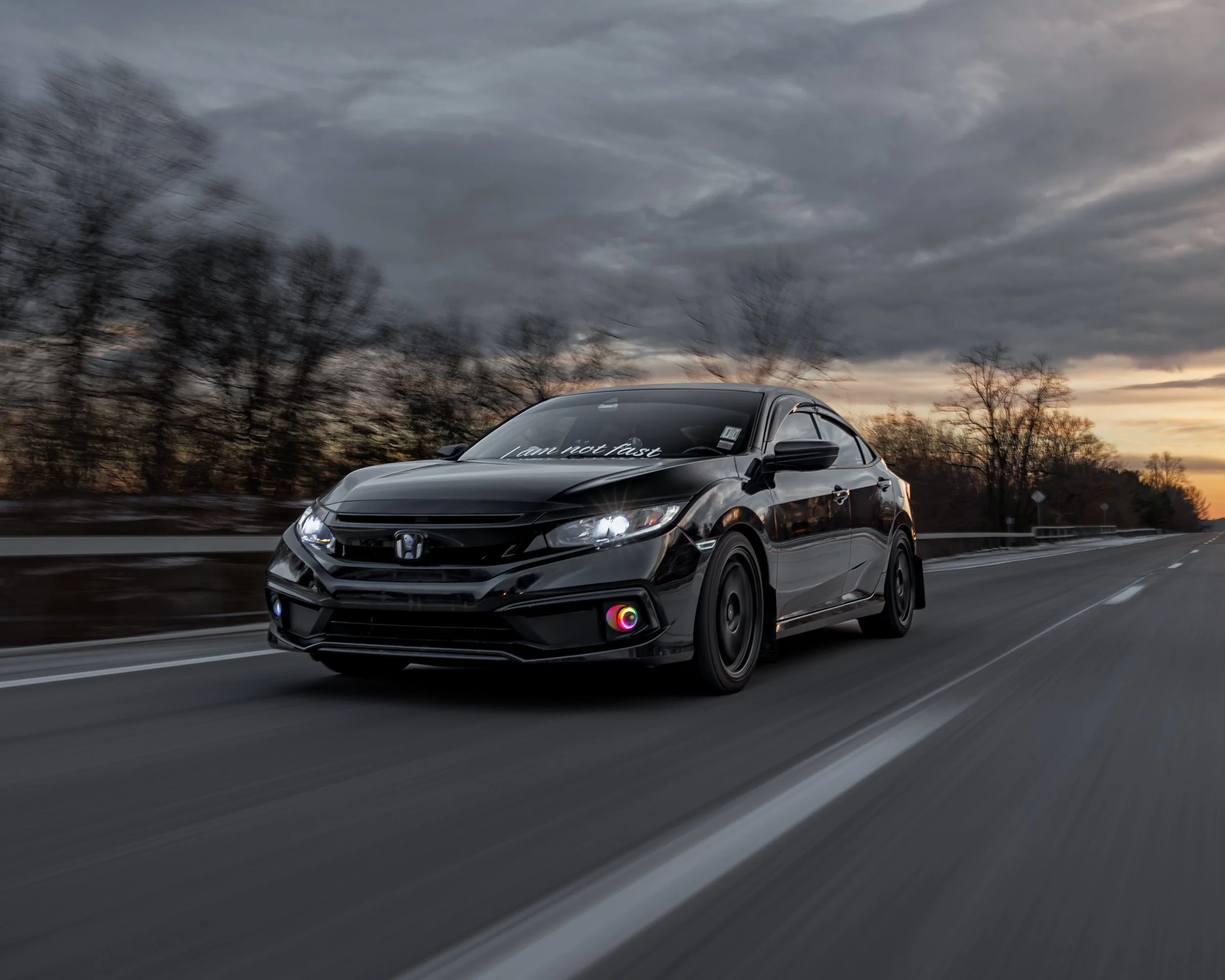 EB8A9847-2.jpg