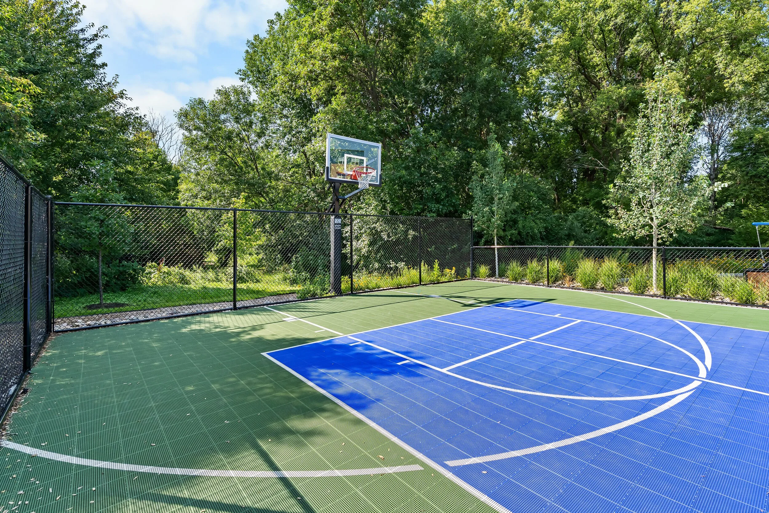 SportCourt-2.jpg