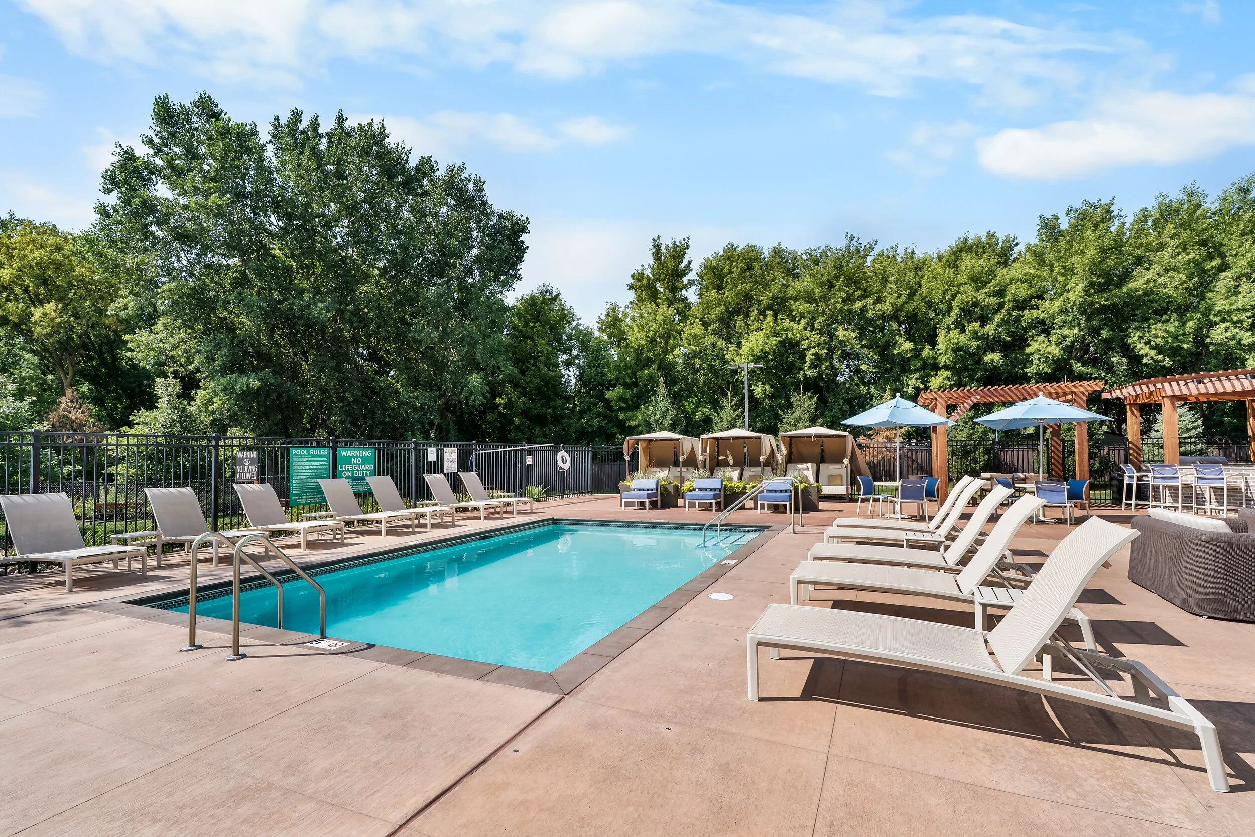 Pool-3.jpg