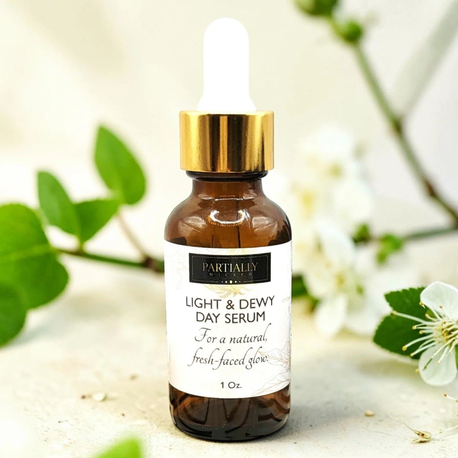 Light & Dewy Day Serum_new_pr.jpg