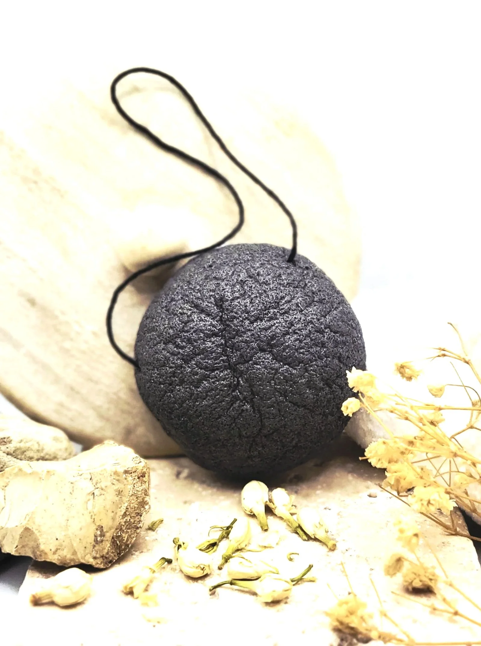 Deep Pore Cleansing Charcoal Facial Sponge