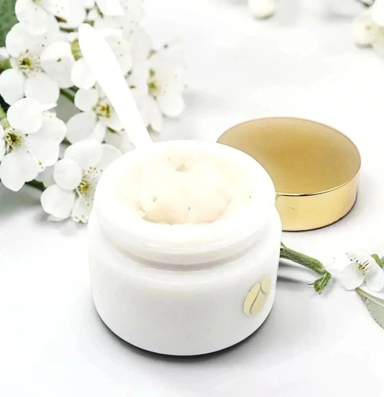 Heavenly Strawberry Almond Facial Scrub