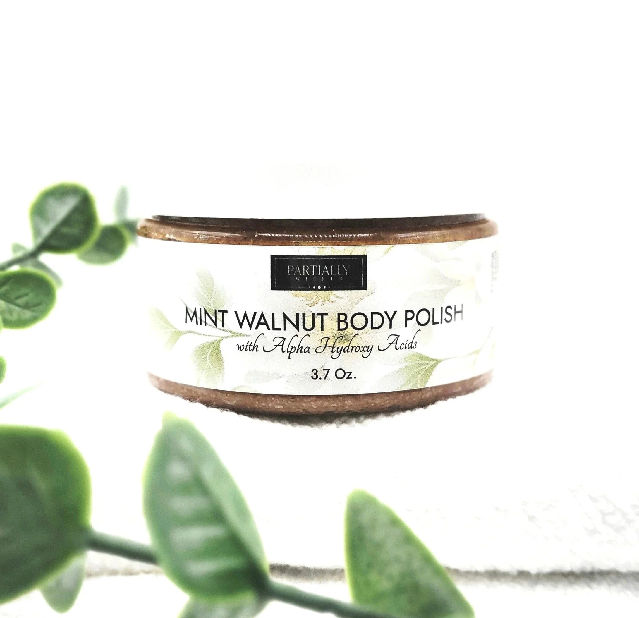 Mint%2BWalnut%2BBody%2BPolish.jpg