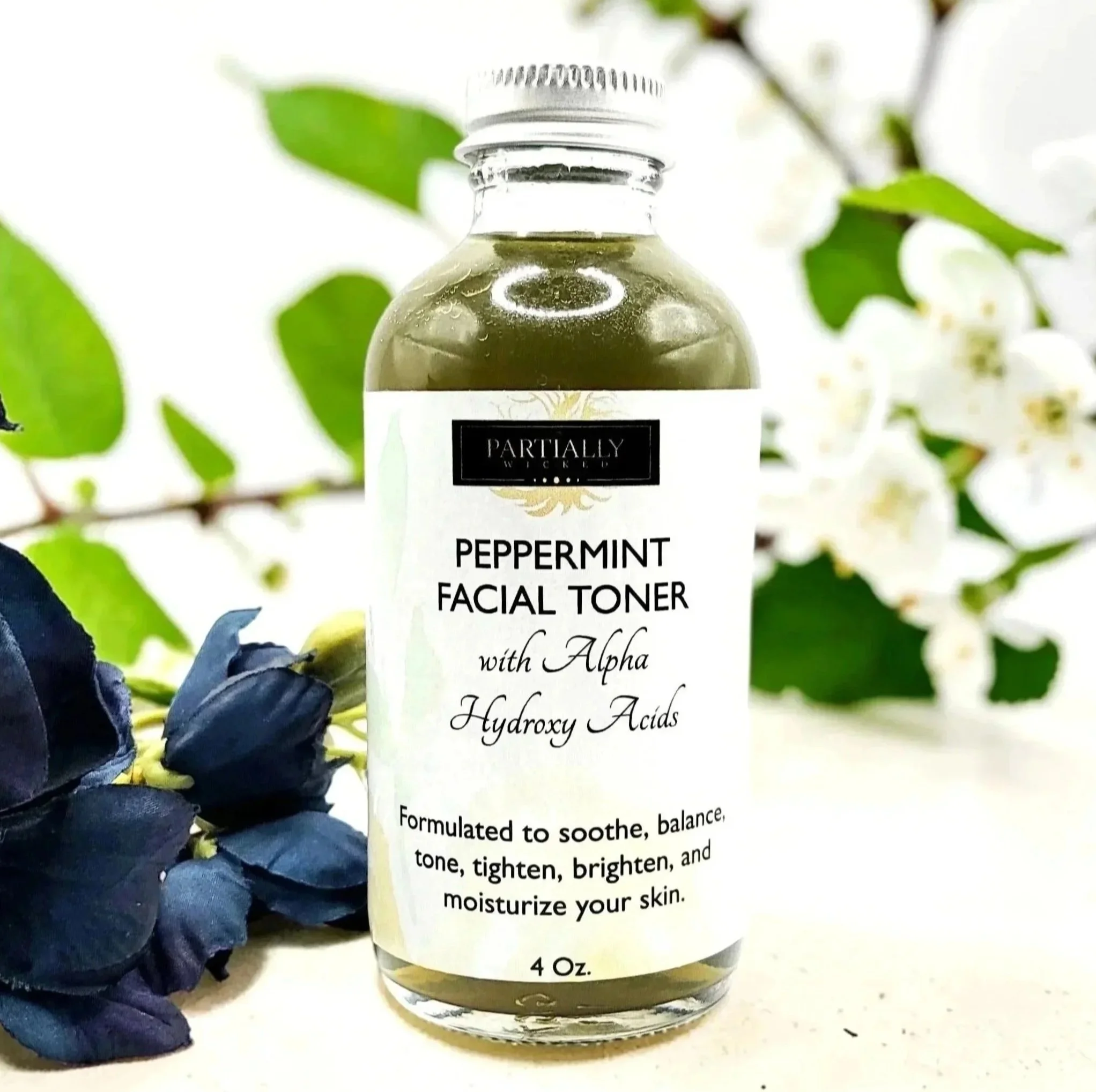 Peppermint%252525252BFacial%252525252BToner_new_pr.jpg