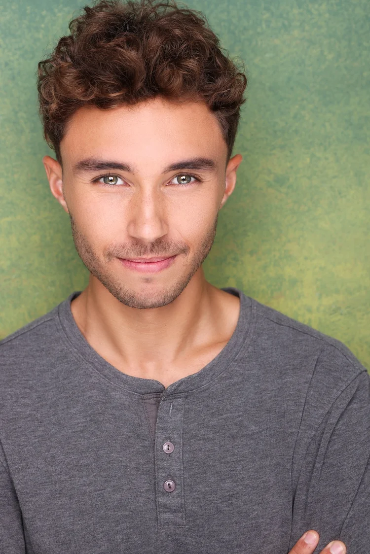 The Benefits Of Upgrading Your Acting Headshots — By Brandon Andre