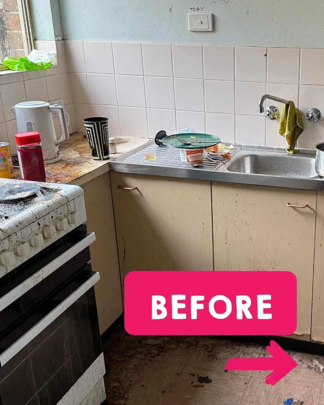 ✨ Before a regular cleaning schedule can be effective, a specialised clean is often the most powerful first step.

A specialised clean goes beyond dusting and vacuuming 🧹✨
It tackles the spots that often get overlooked:
👉 Behind heavy furniture
👉 