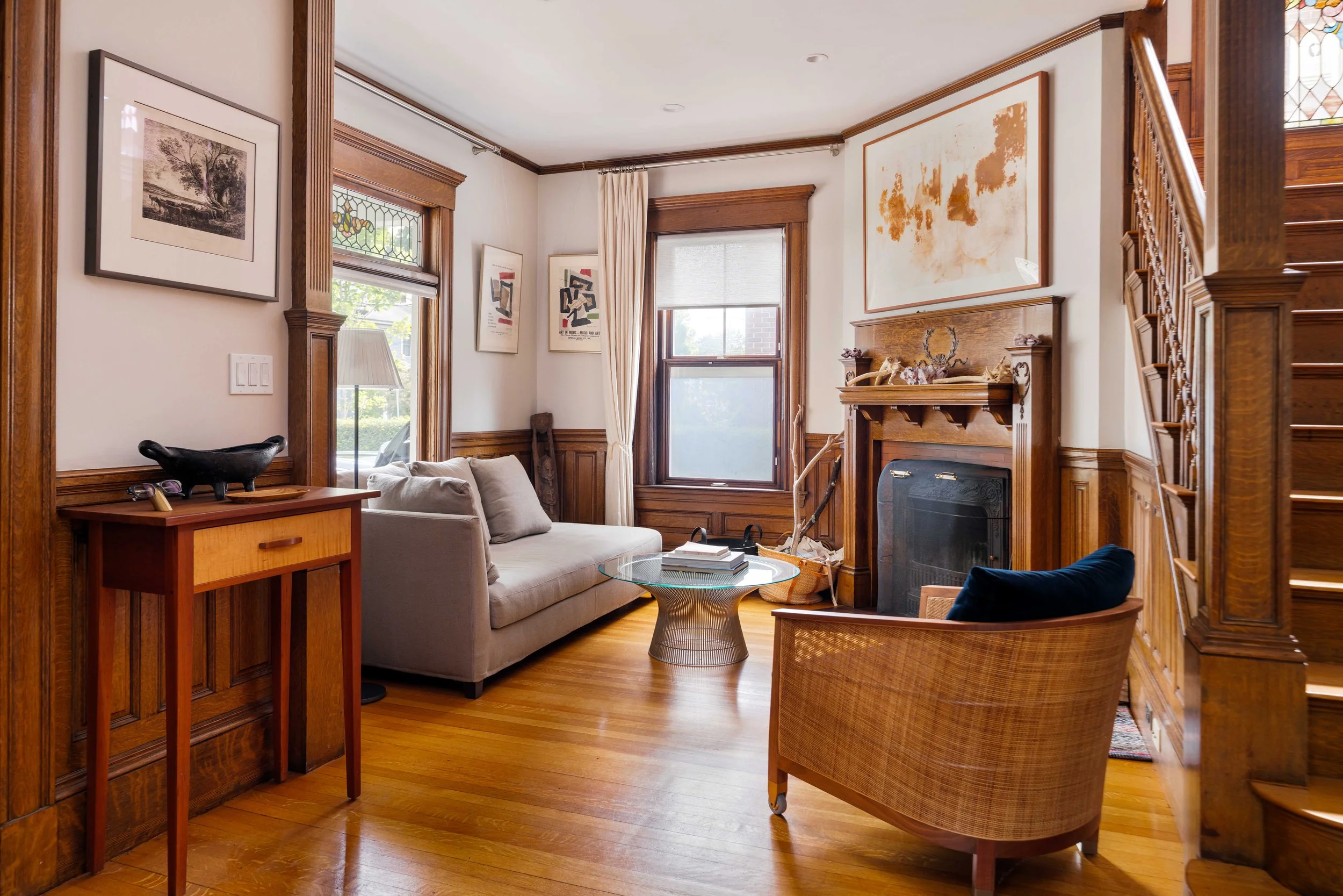 26 Sitting Area-05466.jpg