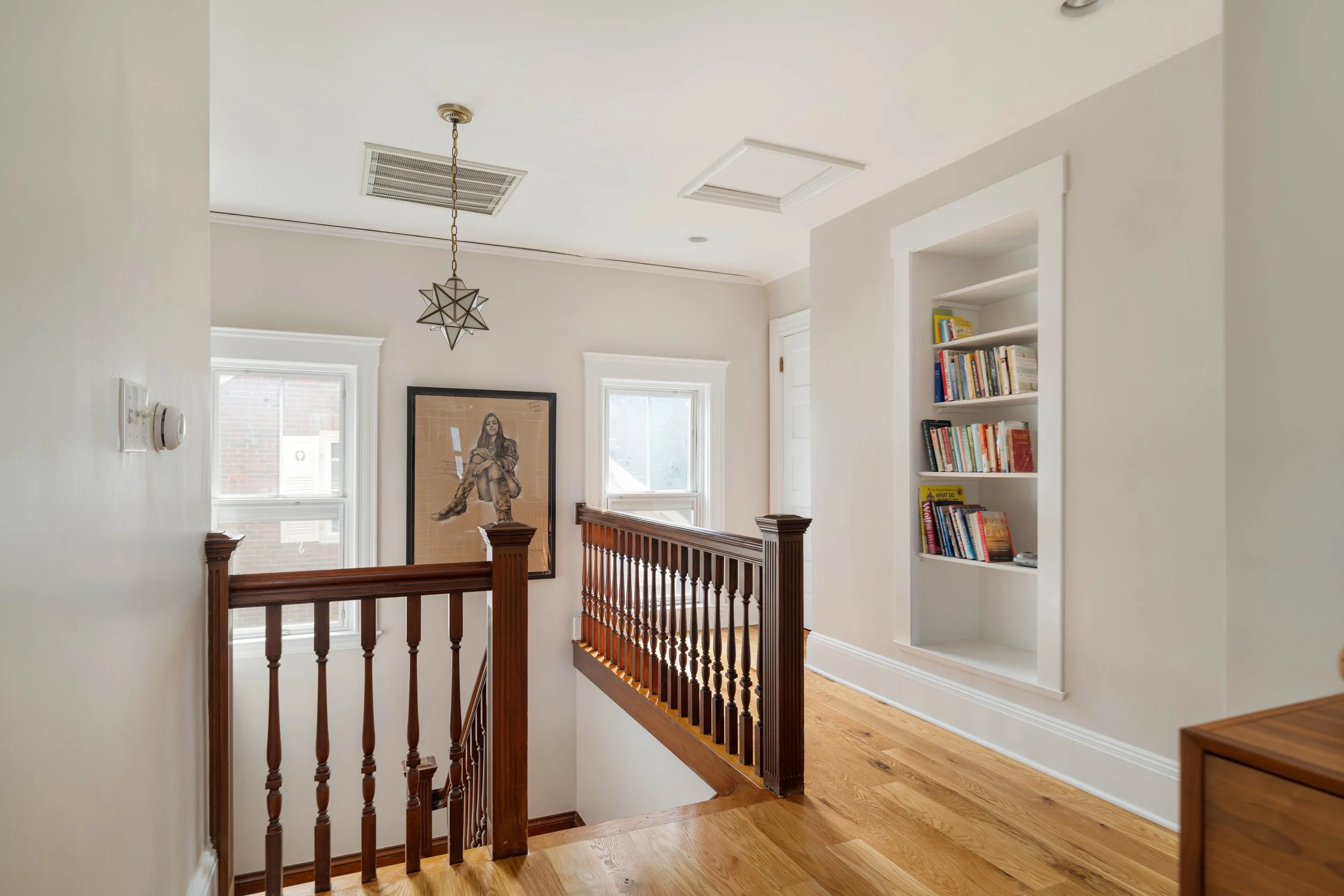 31 Primary Bed Bath-05814.jpg