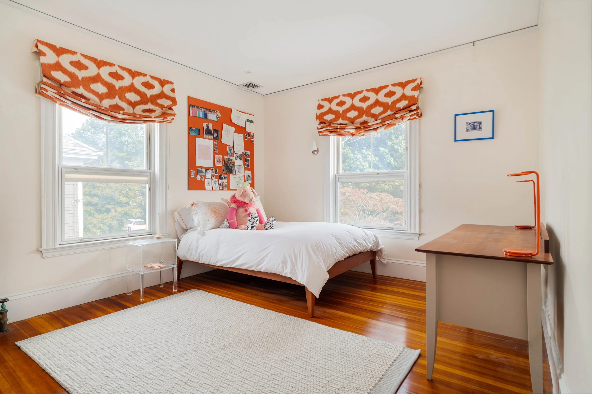 40 Bedroom 2.jpg