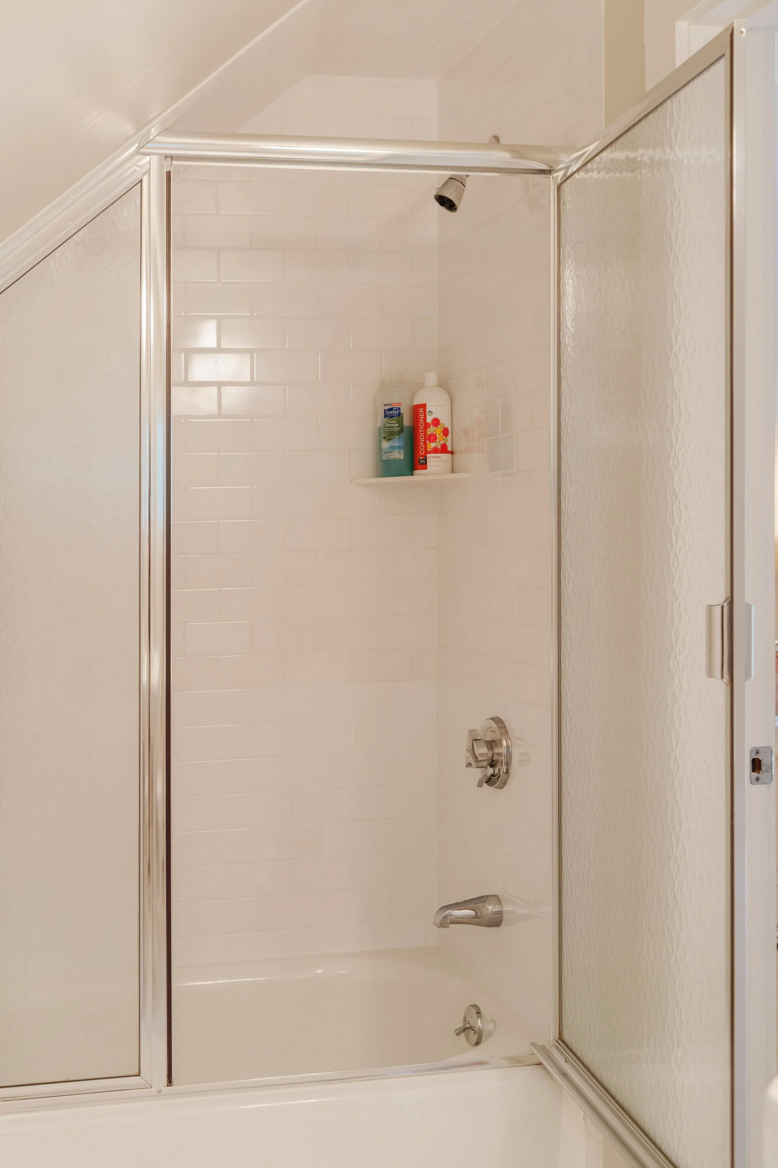 56 Carriage House-05965.jpg
