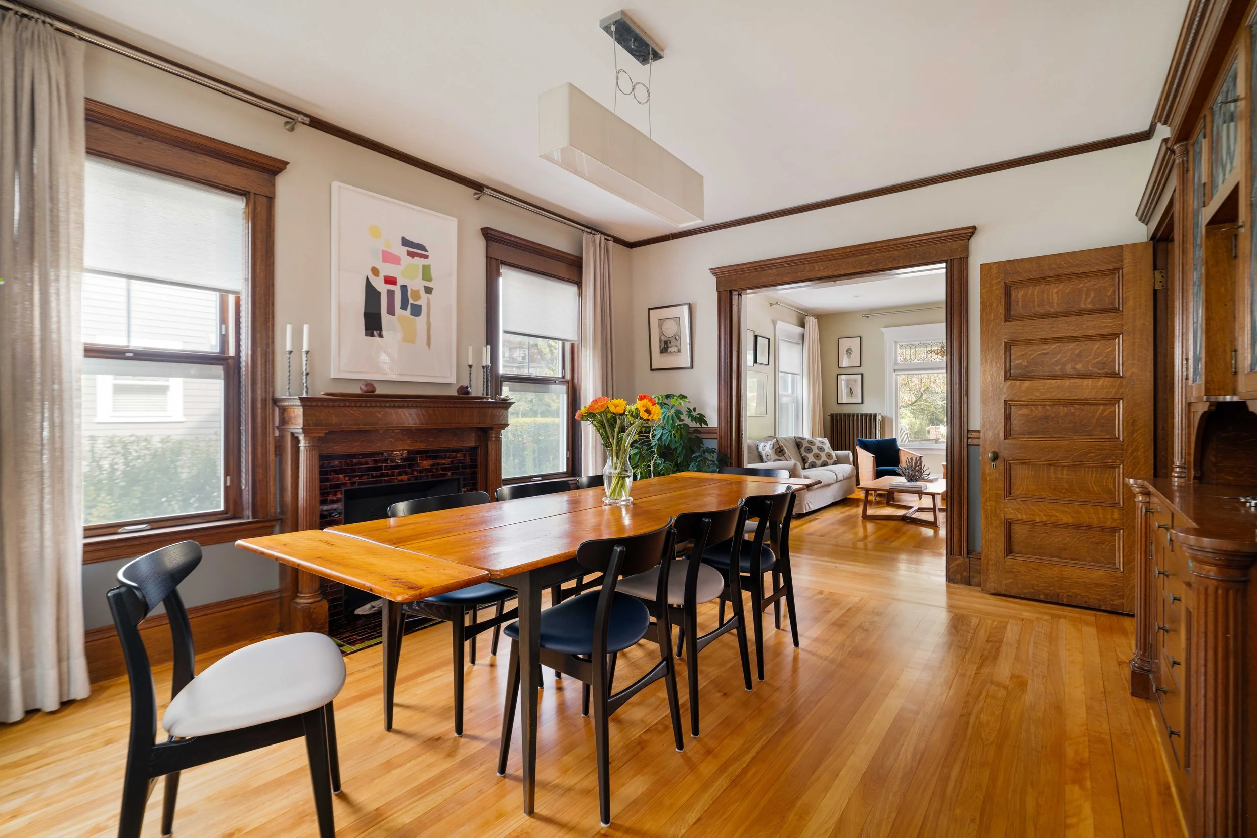 9 Dining Room-05570.jpg