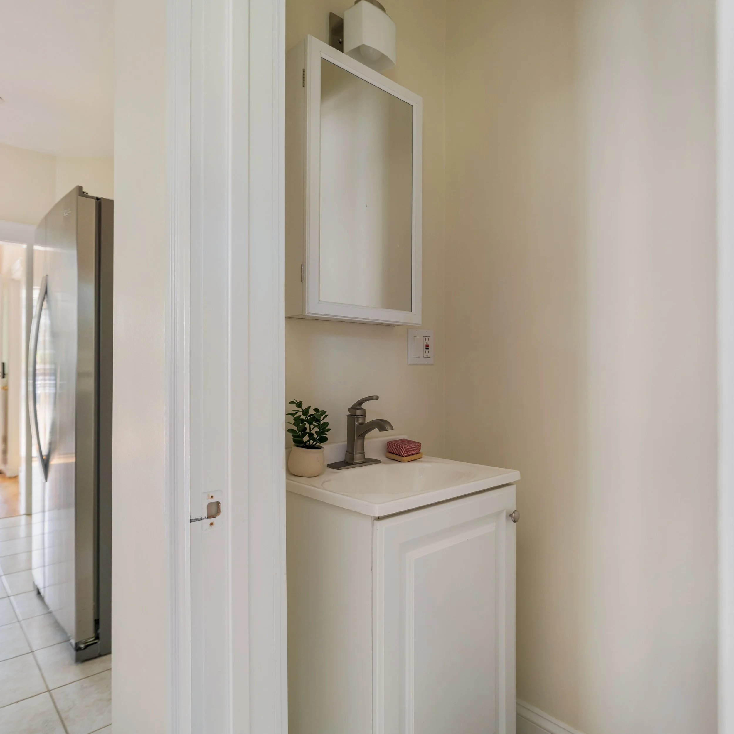 Half Bath.jpg