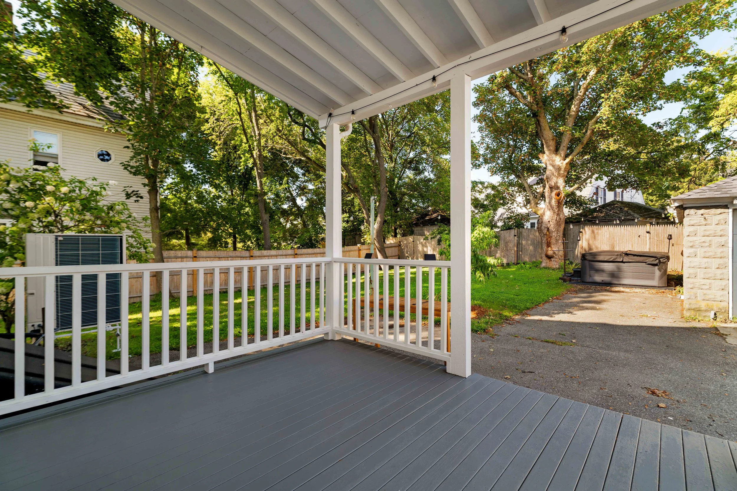Deck-08545.jpg