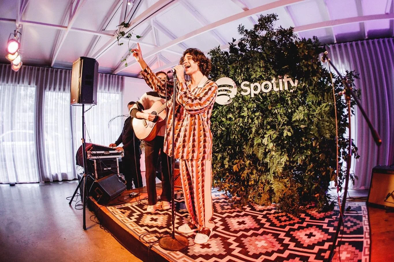 working with the @spotifyaunz team to create some splendour pre-party signage 💚

📸 @creativecultau