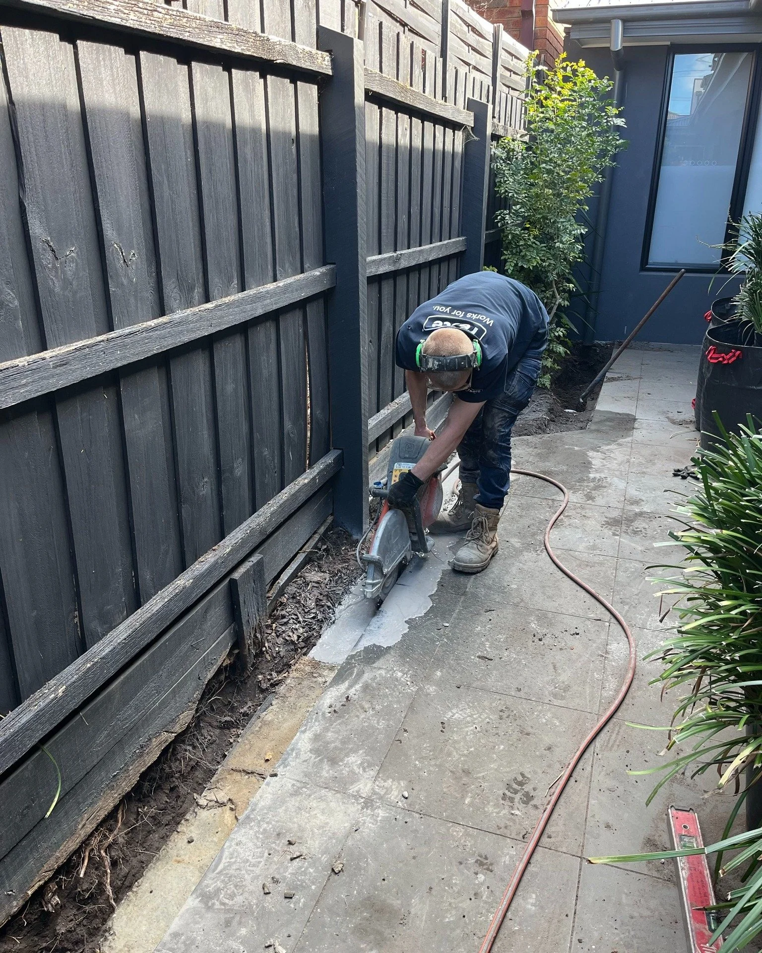 Keeping surface water under control starts with the right drainage.
Channel grates are the perfect solution for driveways, patios and walkways helping direct stormwater away from your home and prevent pooling or flooding.

✅ Keeps areas dry and safe
