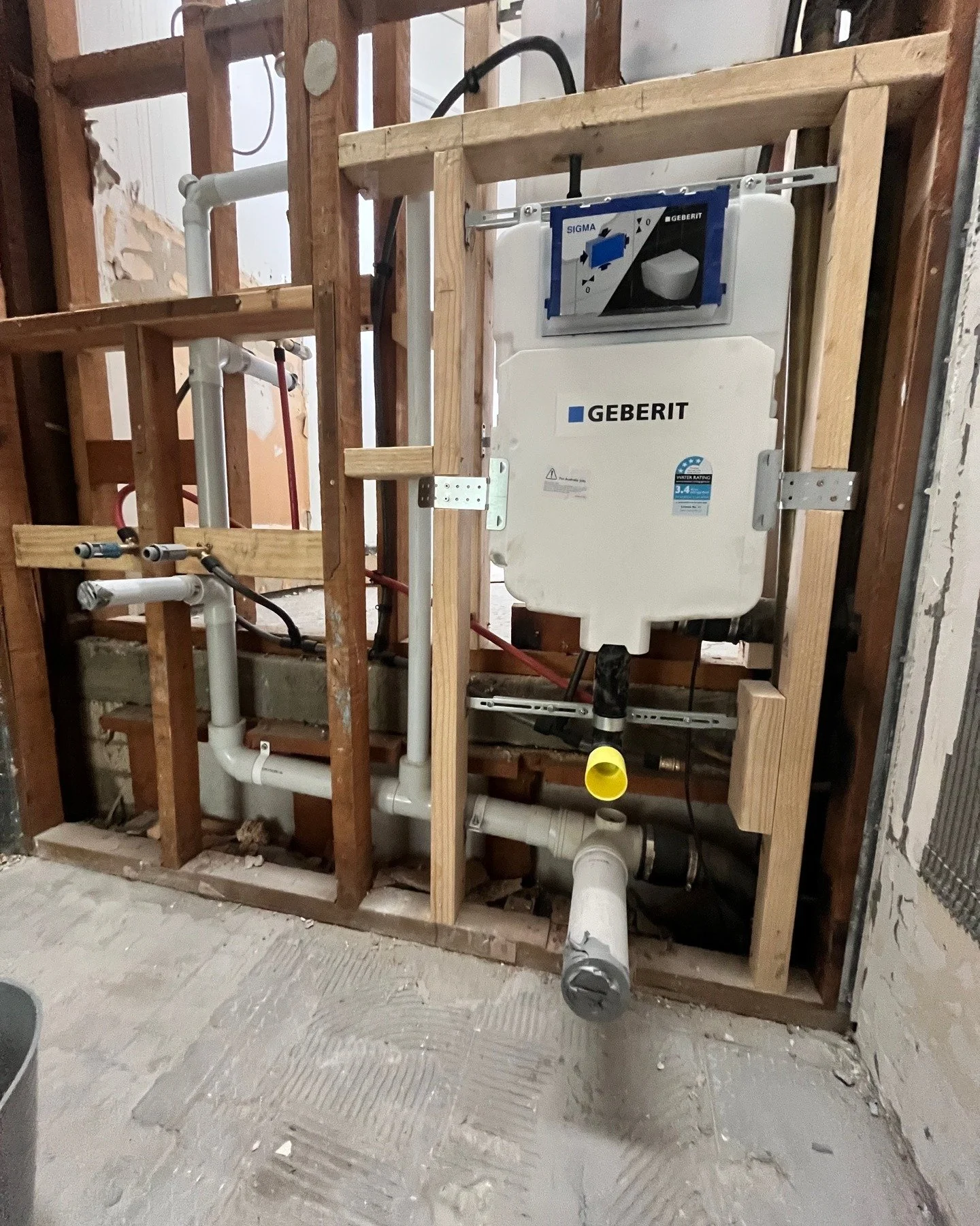 Bathroom renovation recently completed.

Re-establishing the existing ventilated drain principles to ensure everything flows the way it should. Built to last. 

#plumbersmelbourne #constructionplumbingmelbourne #b#bathroonplumbing