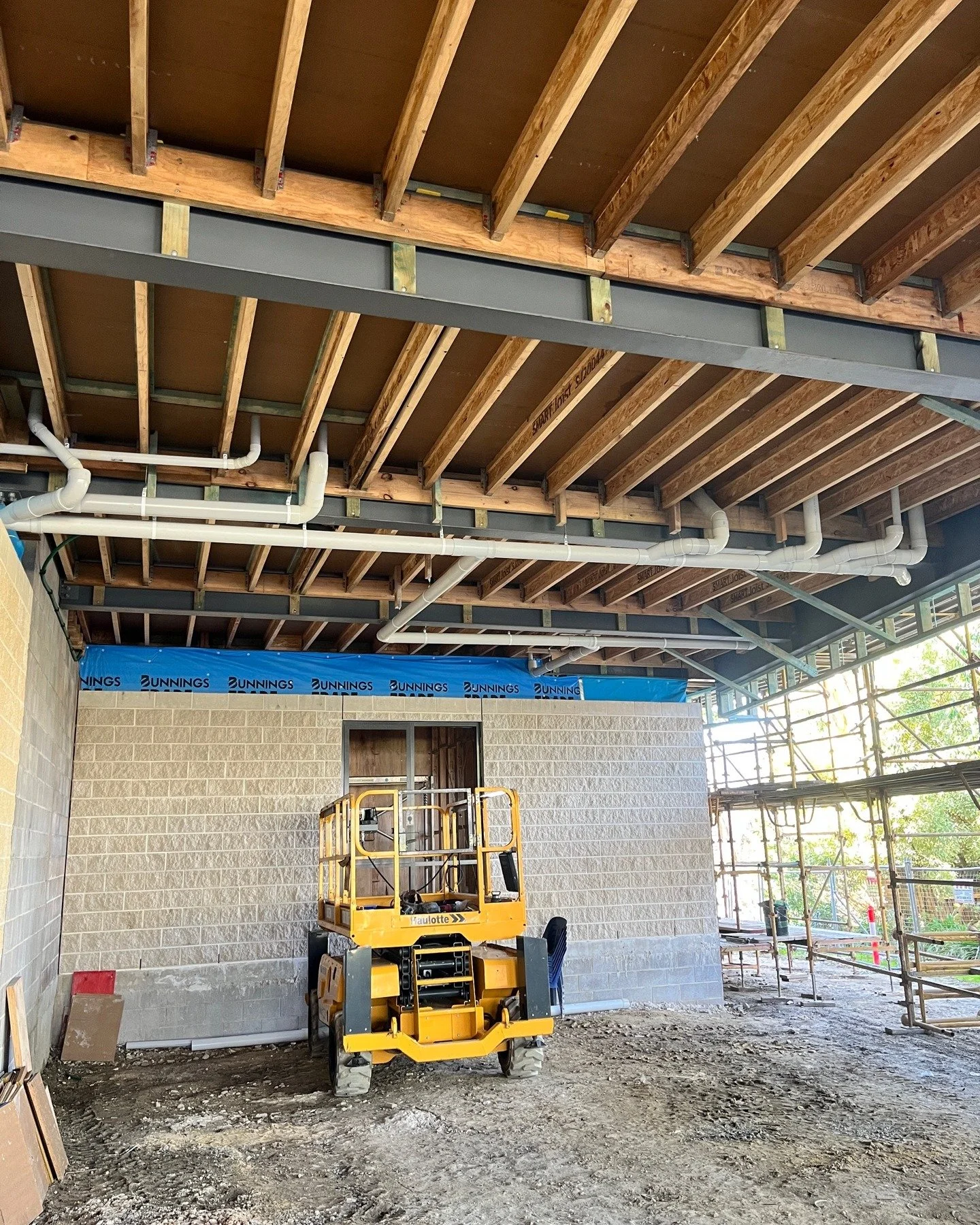 Big job underway for the team with this rough-in for a local medical centre.

#progressiveplumbinggroup #constructionplumbingmelbourne #plumbersofmelbourne #ringwoodplumbers