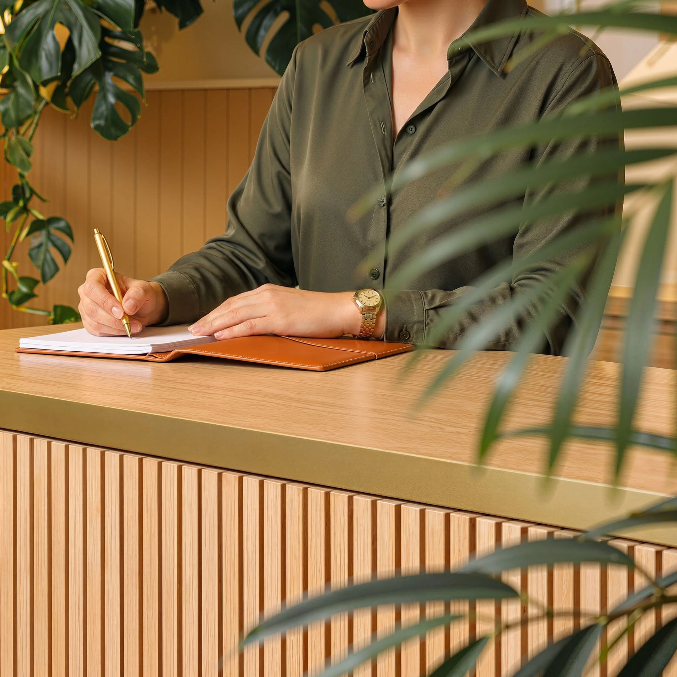 MAG EE GuestServices WEB 2160x2160.jpg