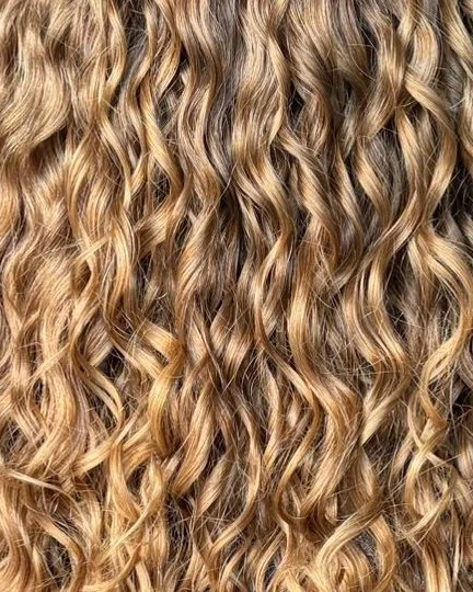 ✨ Curls deserve care that works with them, not against them ✨

At Allure, our curly cut experience is designed to help your natural pattern shine. We cut curls dry so we can see your true shape, your movement, and how each curl sits. No guesswork. Ju