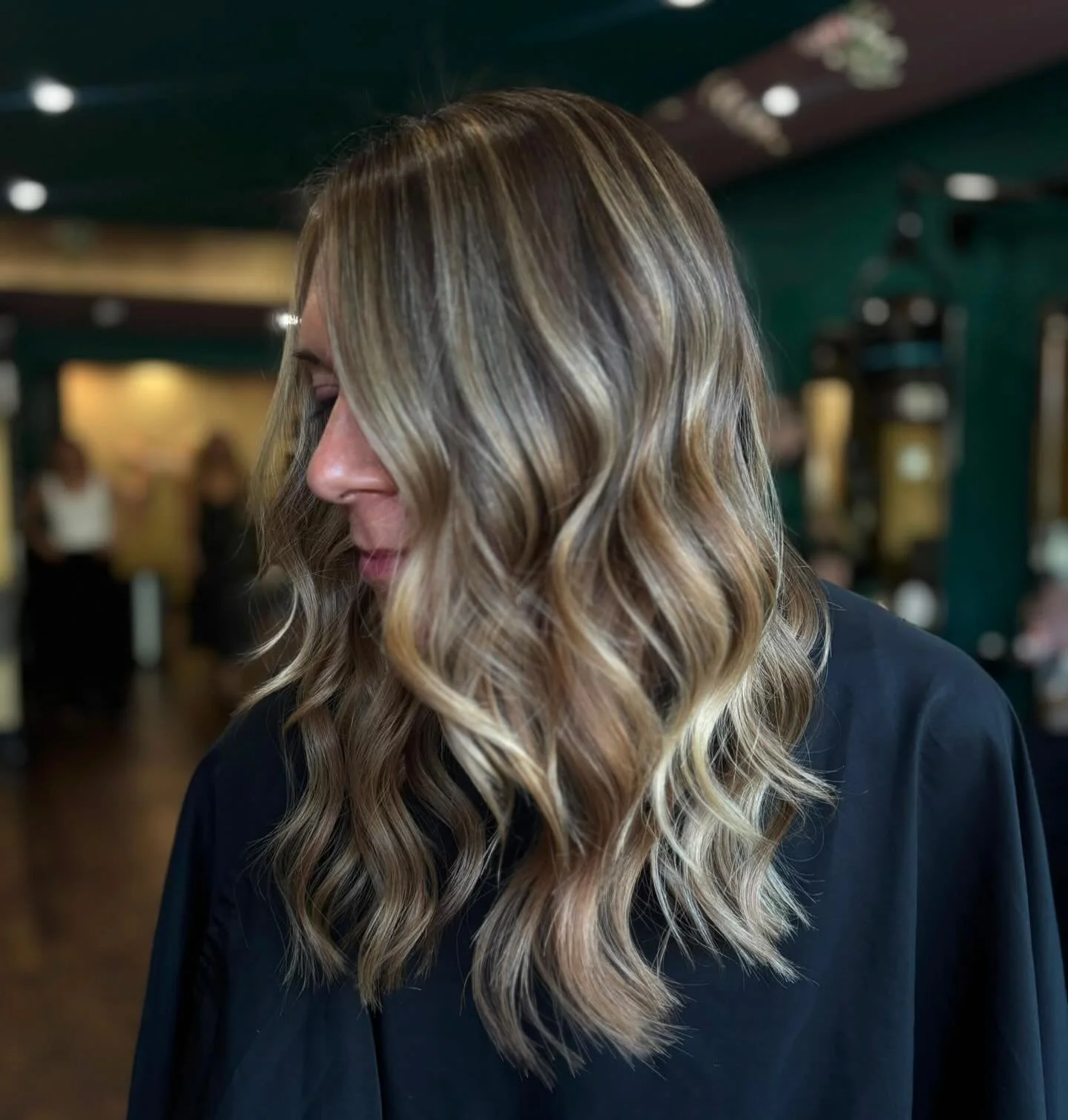 More than just length&hellip; hair extensions can be the answer to creating fullness too. 
Do you avoid wearing your hair down because the front sections feel thin or lack volume? You&rsquo;re not alone.
Our thickening hair extension service is desig