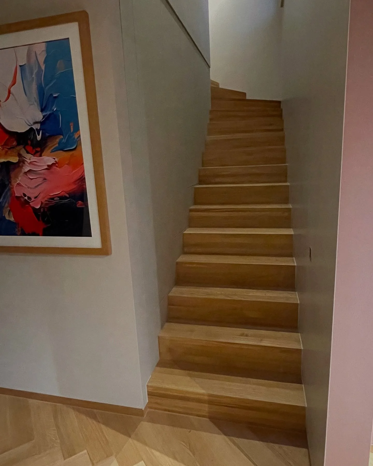 Vor kurzem haben wir diese sch&ouml;ne Eichetreppe einbauen d&uuml;rfen! 👷🏼&zwj;♂️