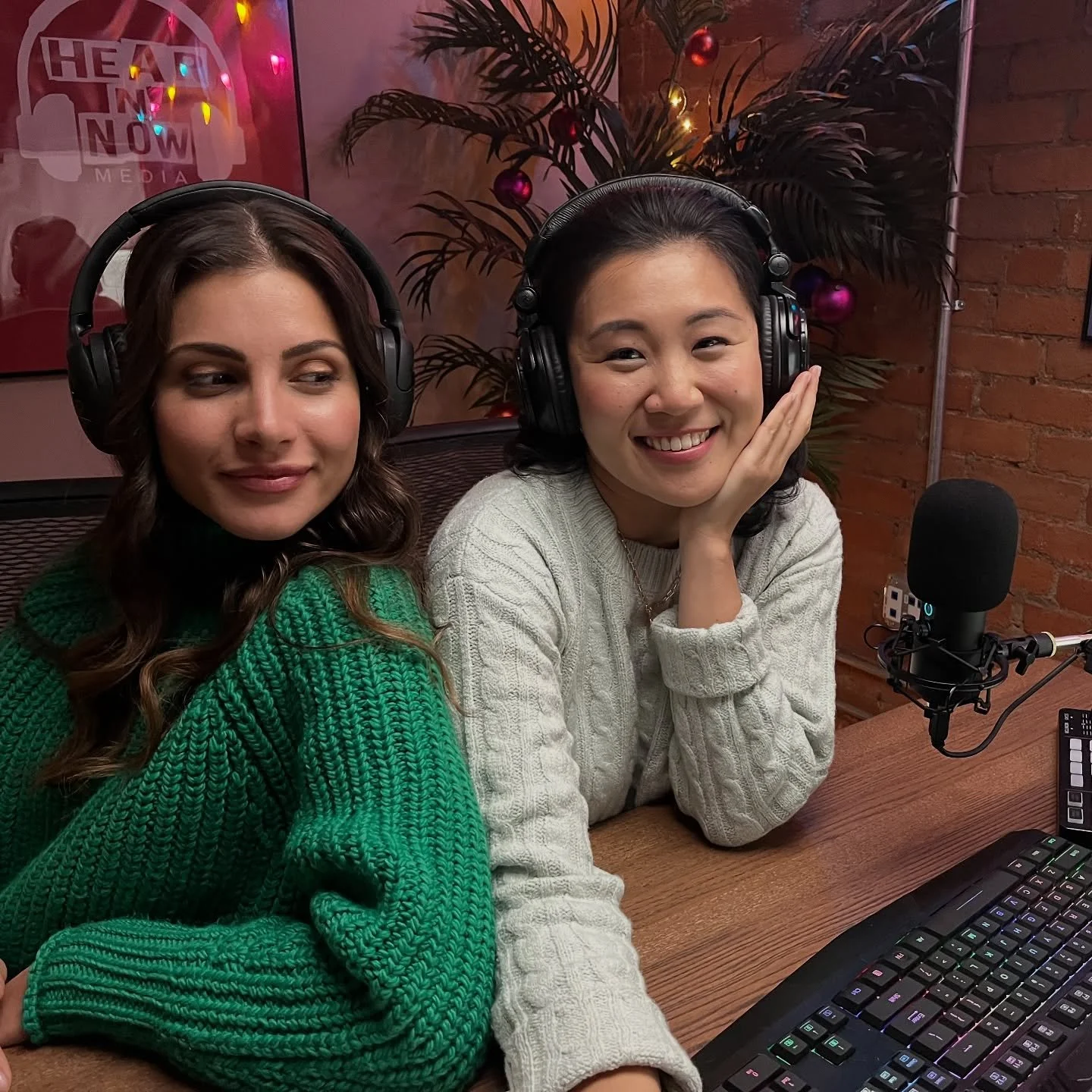 A movie to get you in the Christmas spirit, Christmas Casanova! On Netflix Canada 🎄❄️☃️ 

@kalinkapetrie @syed_fuad_ahmed @wilsonbowes @samantha.brown.__ @mricossa @brendanwsmorgan @netflixca 

#christmas #netflix #christmasmovie