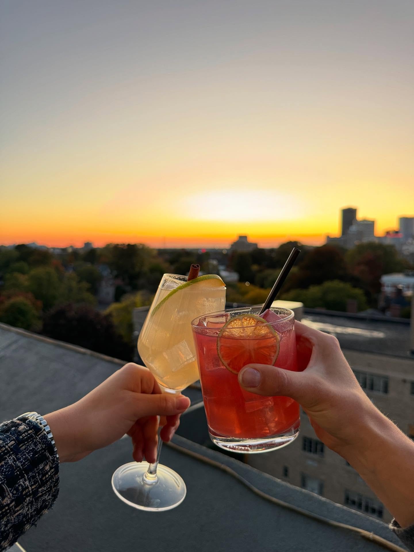 Join us Wednesday, June 18th, from 6-9pm for our next Sunset Series! Enjoy live music by @alyssatrahan and Hattie&rsquo;s Bourbon &amp; BBQ Pop Up! Also support @christophers_challenge and enter to win raffles including a Mackenzie Child&rsquo;s Cake