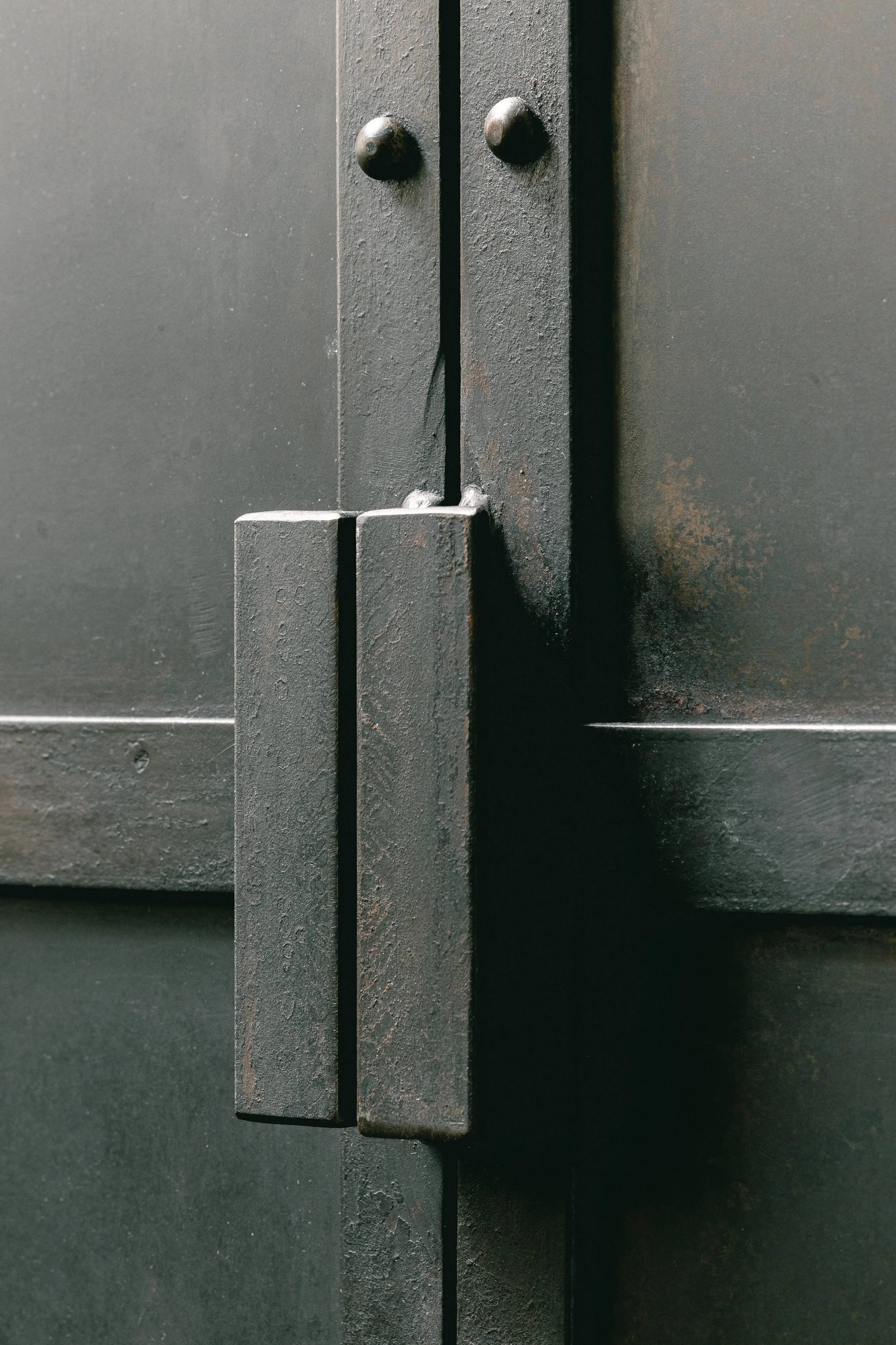 5 Gibraltar Walk, E2-24.jpg