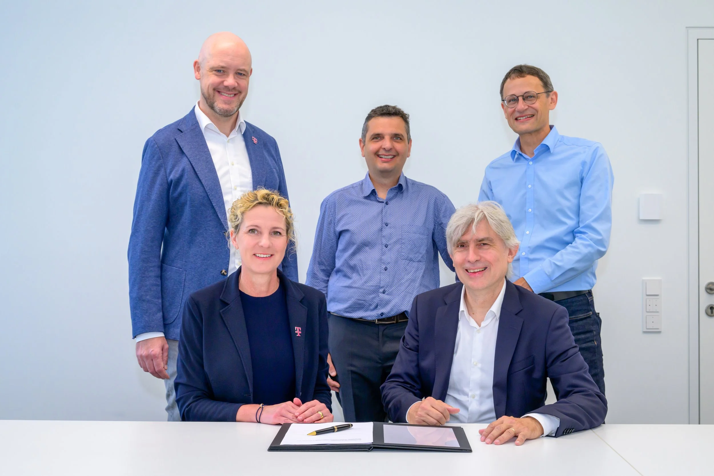 akedis Innovations is now part of Deutsche Telekom