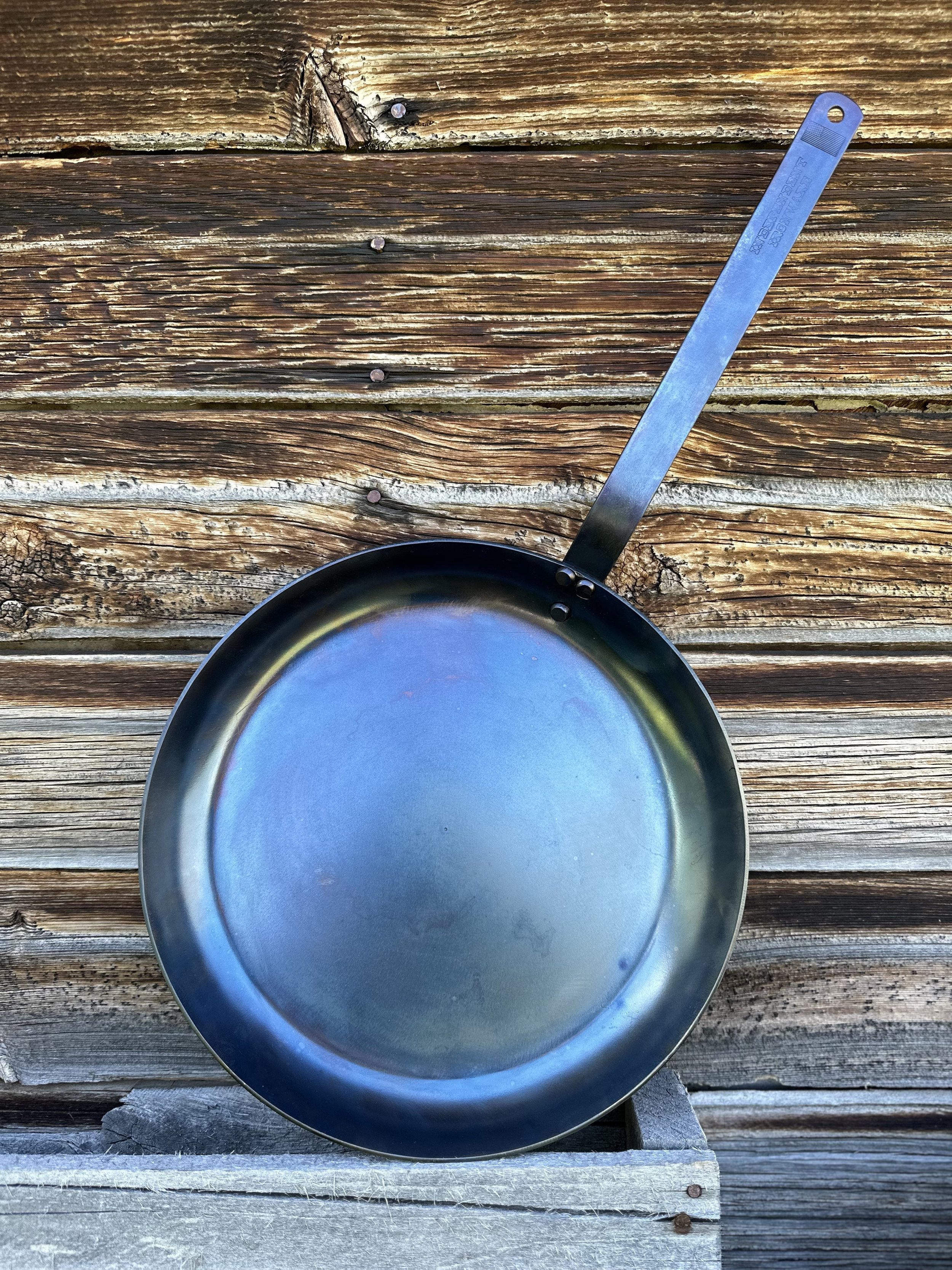 12.5%22 fry pan barn shot.jpg
