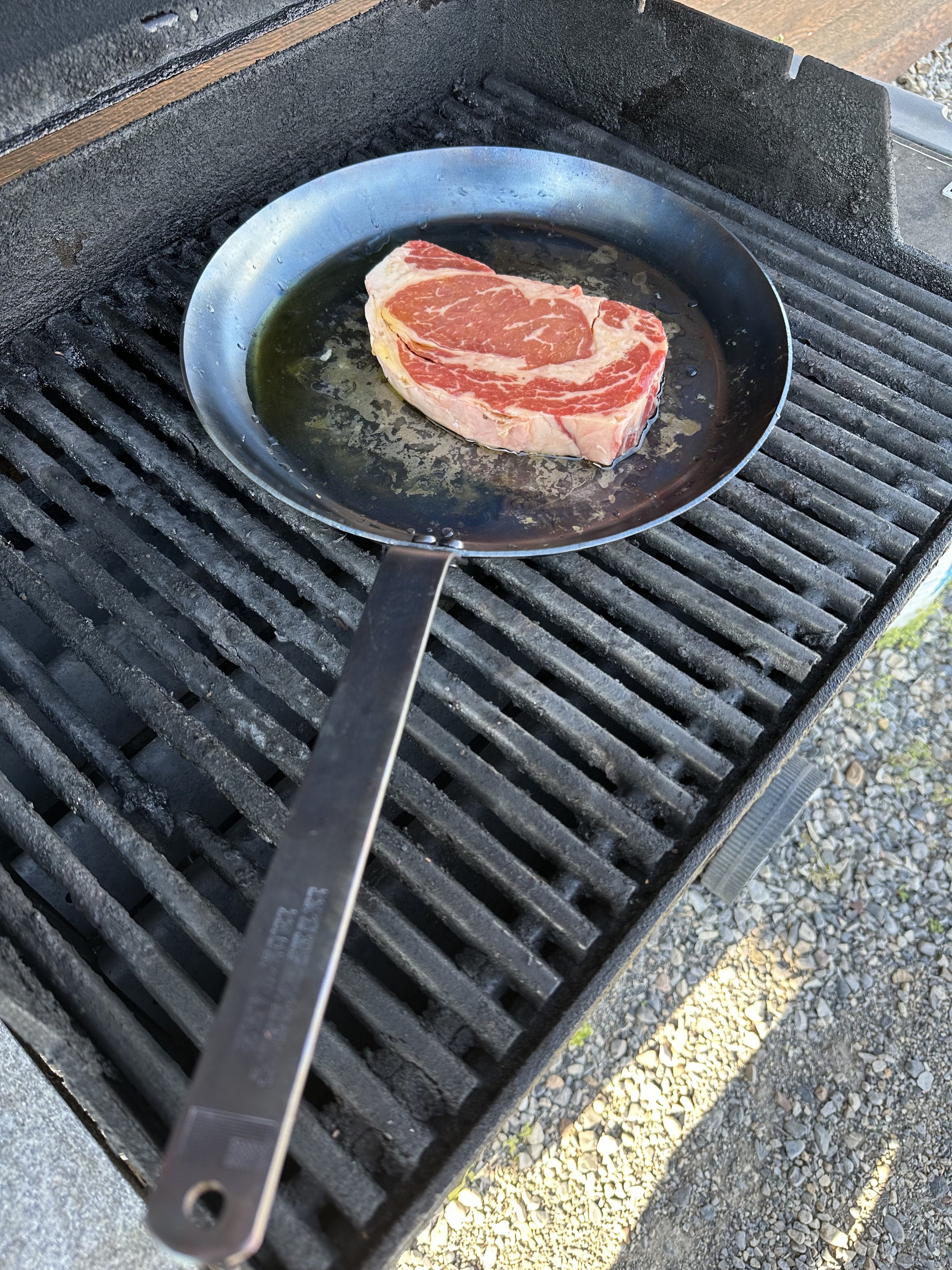 steak 12.5%22 fry pan.jpg