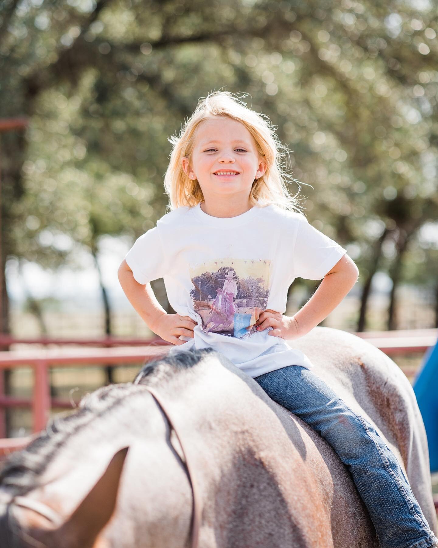 One of the cutest 3P models there ever was had a birthday today! Happy Birthday, Abilene Marie ! 

@katiejoshaffer