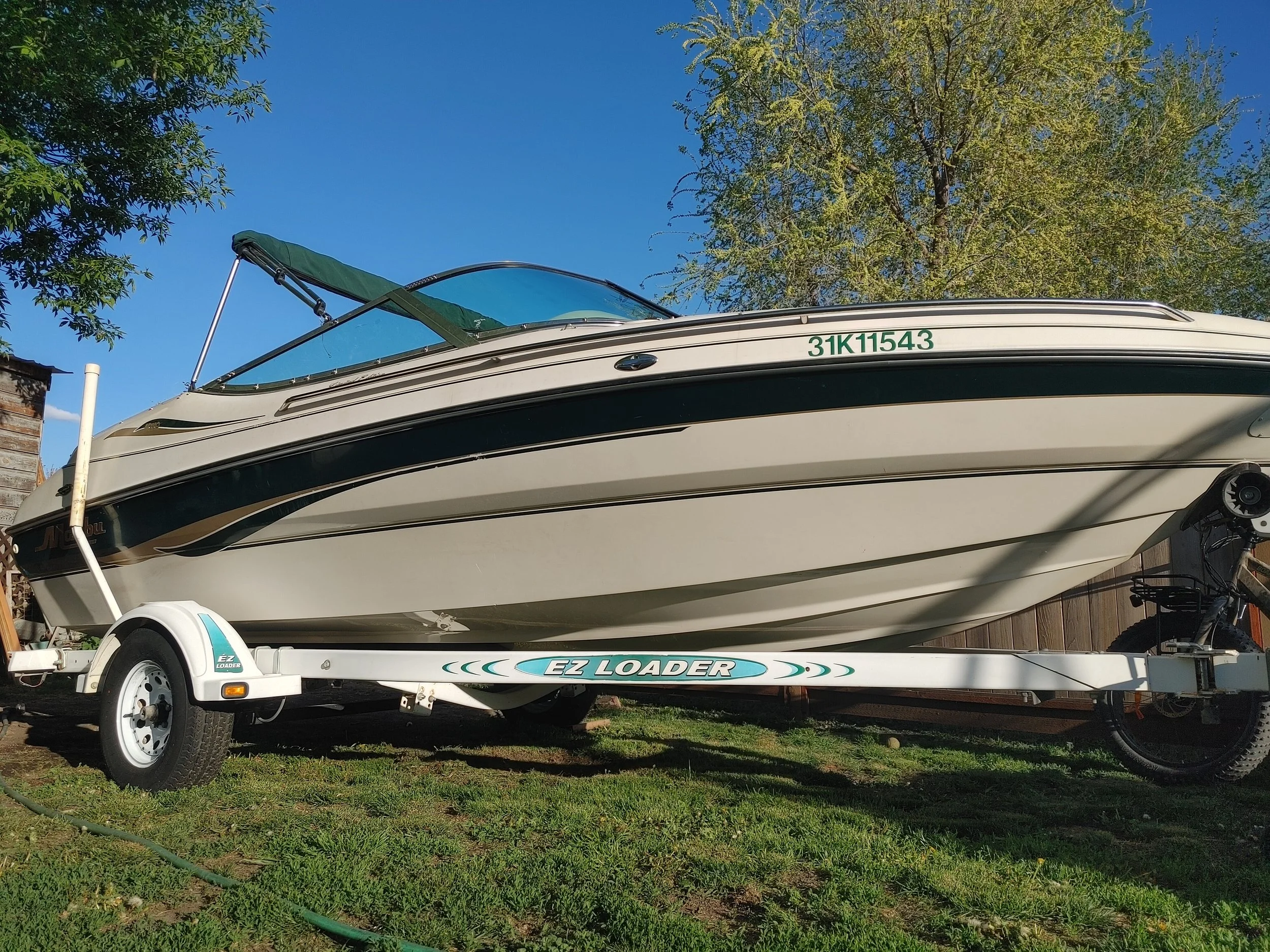 $17,995.00 Beautiful 2000 Malibu M1850 4.3 Merc with only 295 Hrs! 