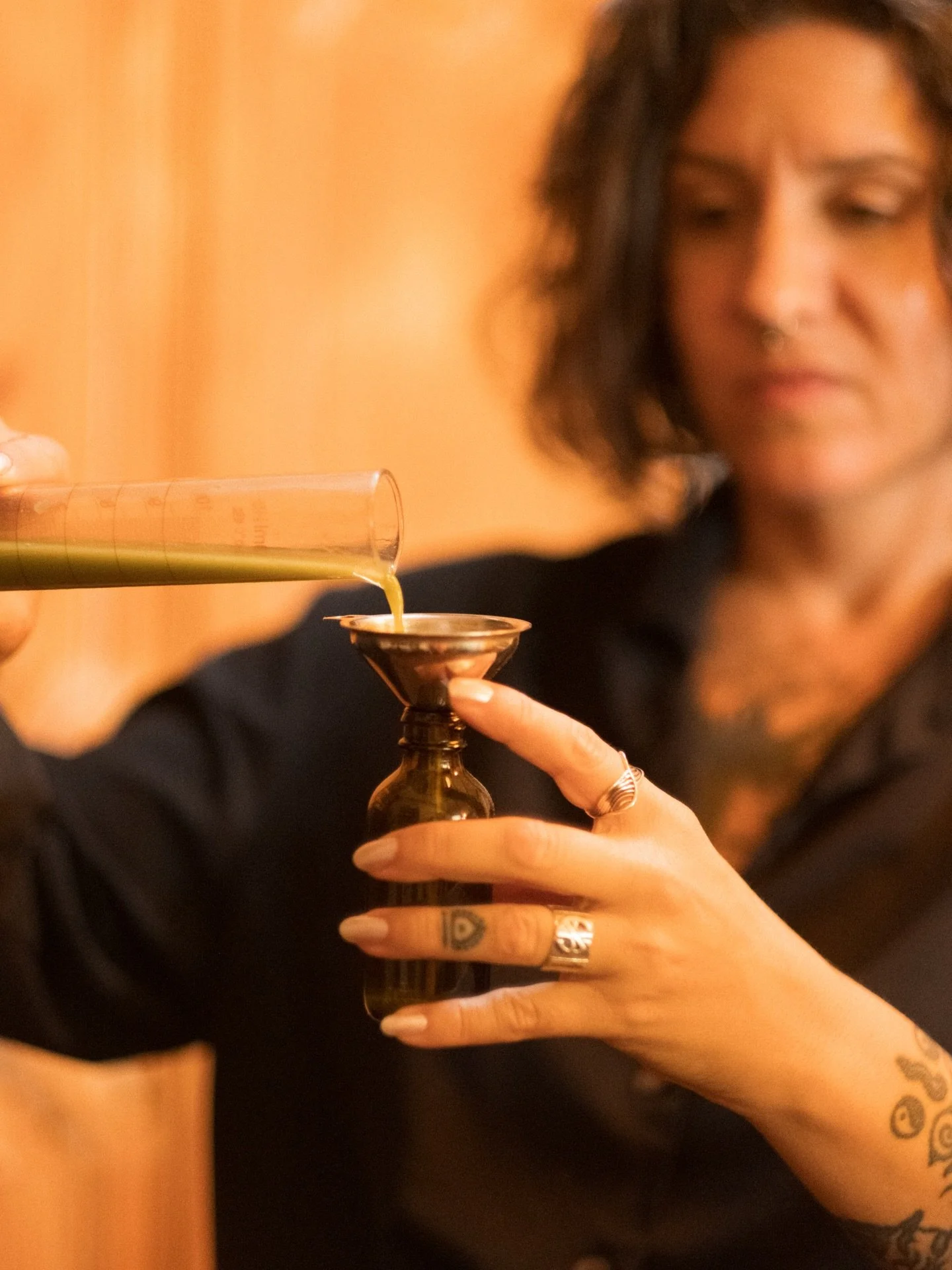 CUSTOM CARE ❤️🌱

During times such as these, we could all use some extra support. My heart is heavy for those who do not even have the option for self care at this moment. 
Let us who do build our bodies and minds strong with resilience so that we m