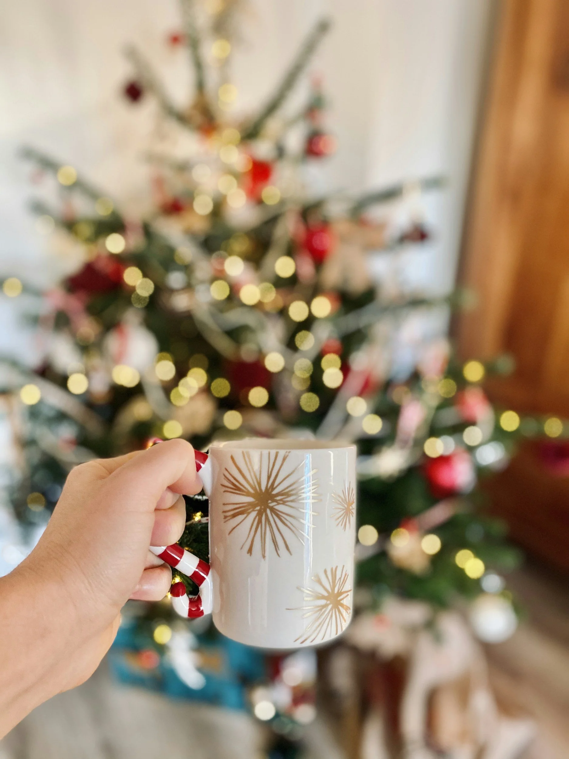 cozy mug xmas tree