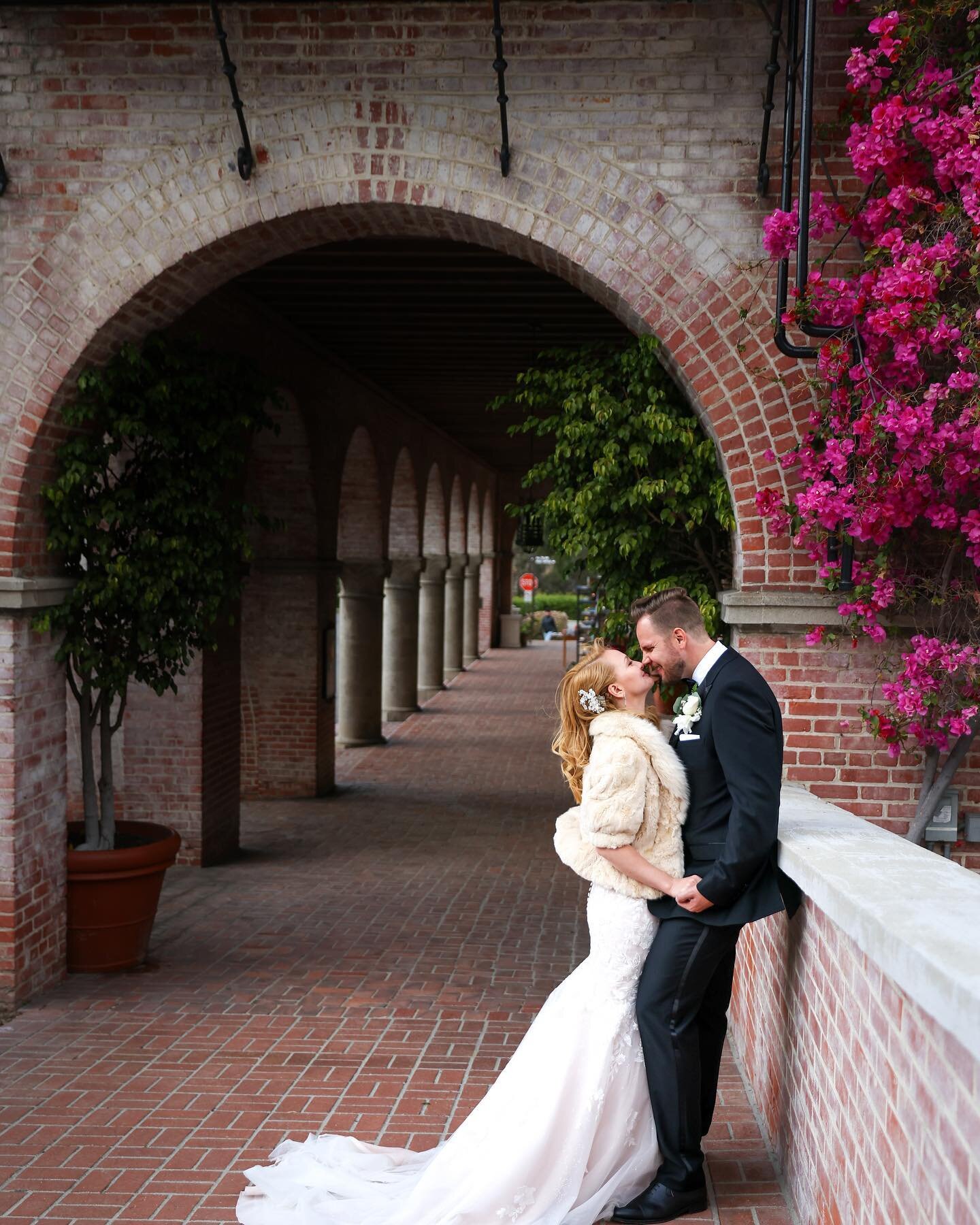 Amore in Cali: Capturing their Italian-inspired love story in Southern California. Forever starts here. ❤️🇮🇹 #socalwedding #weddingdestinationphotographer