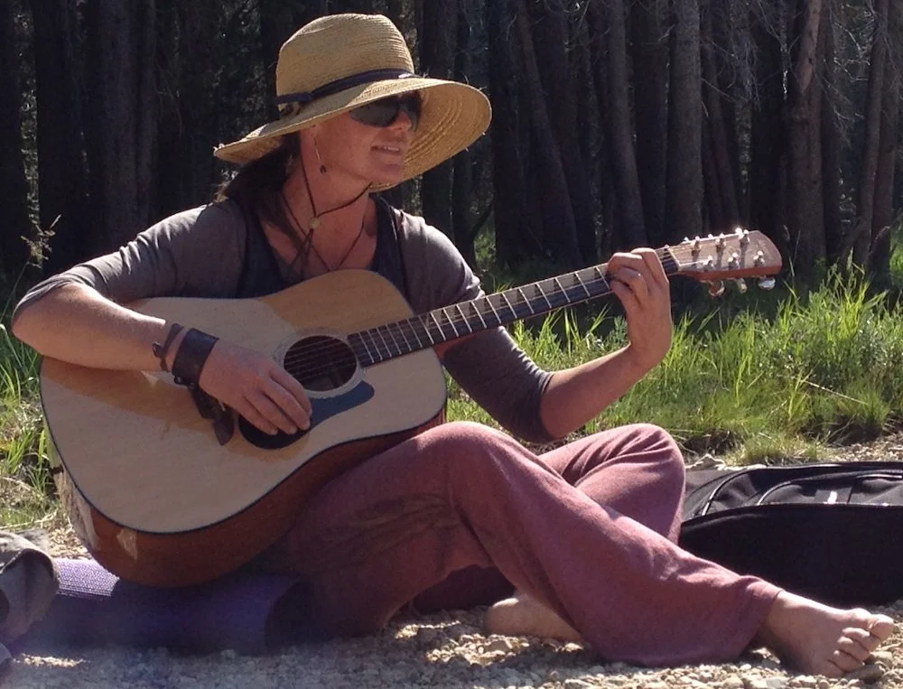 HeatherGuitar1_PWild copy.jpg