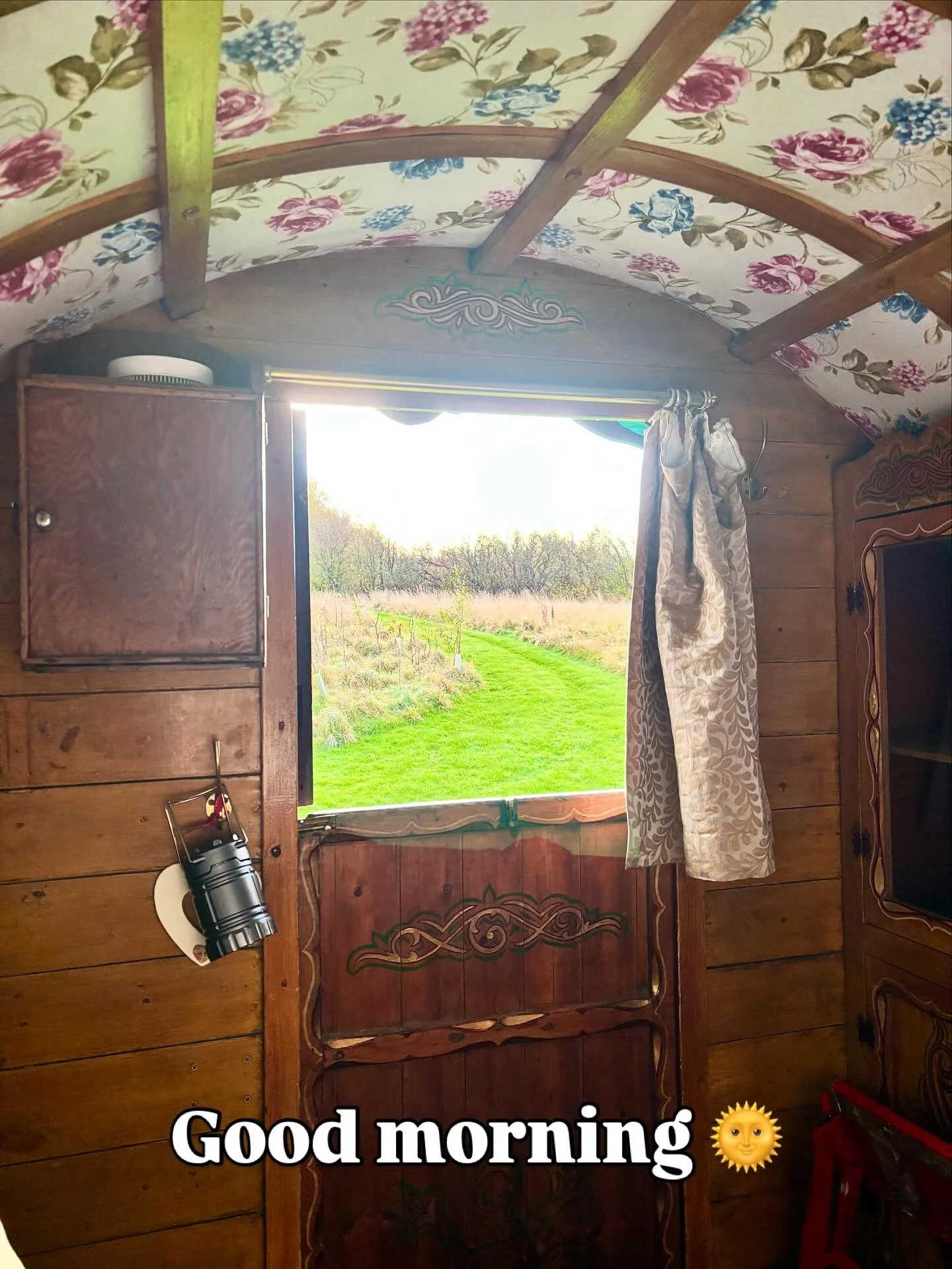 Tell me, what is it you plan to do with your one wild and precious life? 

Mary Oliver

#maryoliverquotes #onewildandpreciouslife #living #deepcalm #livingoffgrid #thisiswhereiroam #resetyourmind