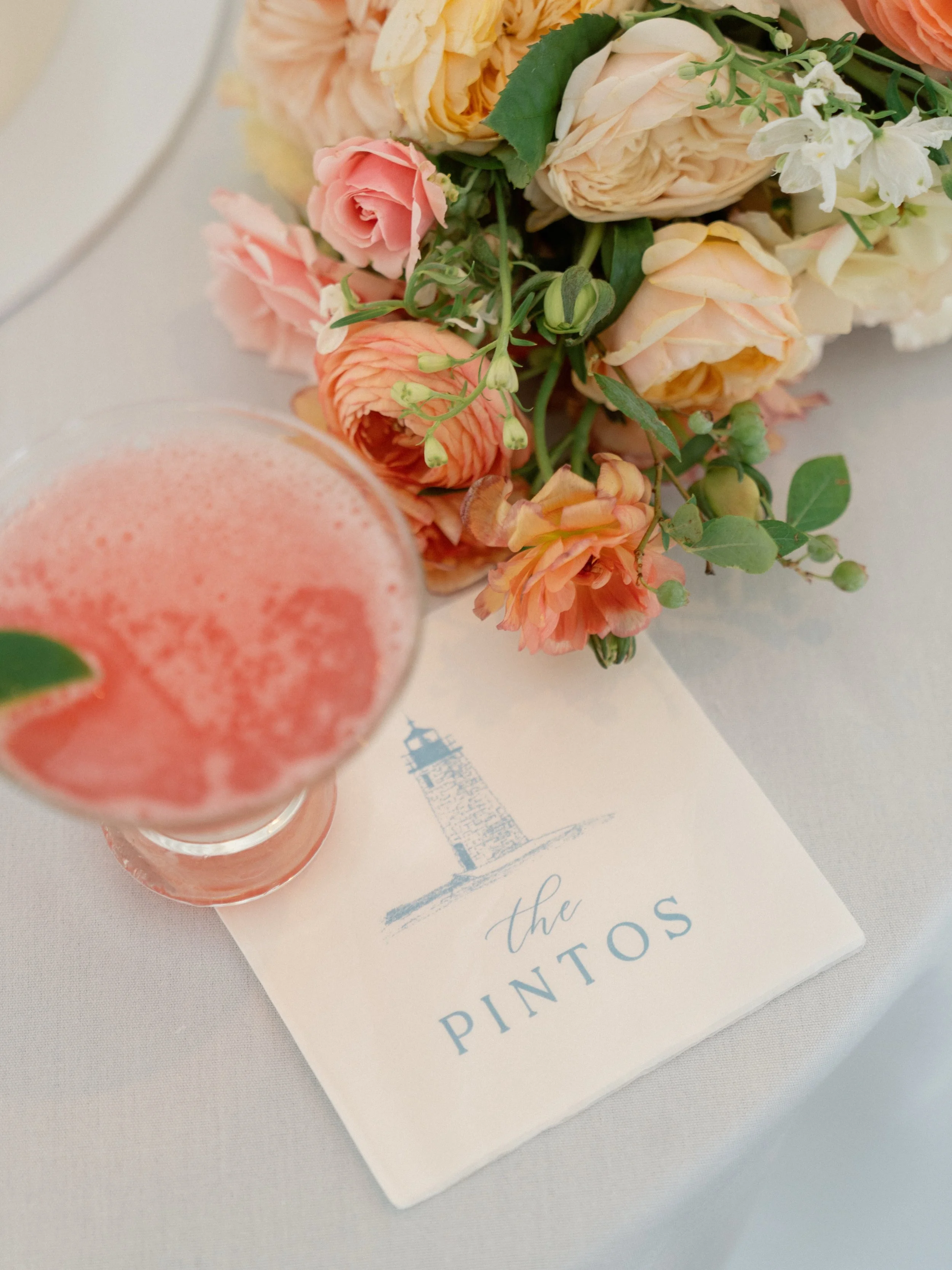A love letter to Newport in June ✨ 

Leah &amp; Zach celebrating one year this month! 🥂 

Photography | @signet.studios 
Signage &amp; Details | @walltowallink 
Planner | @ashleylynnweddingsevents 
Venue &amp; Catering | @longwoodvenuesanddestinatio