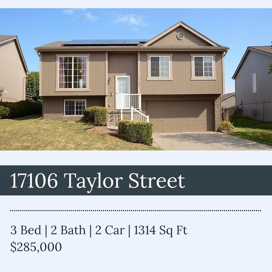 Just Listed! Showings start tomorrow in Quail Run! 

📍17106 Taylor Street
Offered at $285,000
🛏️3 BED 
🛁2 BATH 
📏1314 SQ. FT

 🔗Link in bio to learn more! 

#LifetimeRealtyGroup
#BrentBlytheRealtor
#NebraskaRealty