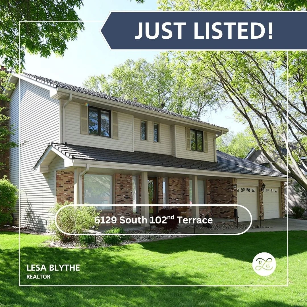 Just Listed in Applewood Heights! 🏡 😍

6129 S 102nd Terrace | $380,000
4 BED 🛏️
3 BATH 🛁 
2 CAR GARAGE 🚗 

🔗Link in bio to view the full listing!

#LesaBlytheRealtor 
#LifetimeRealtyGroup
#NebraskaRealty