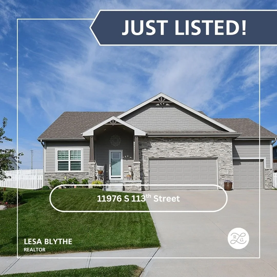 Just Listed in Sumtur Crossing! 🏡 😍

11976 S 113th Street | $585,000
4 BED 🛏️
4 BATH 🛁 
3 CAR GARAGE 🚗 

🔗Link in bio to see more!

#LesaBlytheRealtor 
#LifetimeRealtyGroup
#NebraskaRealty