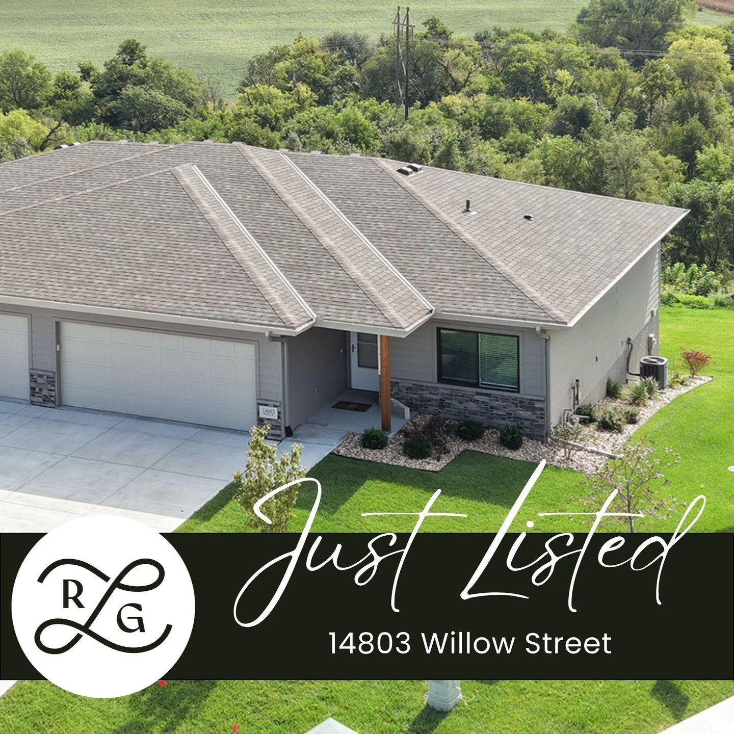 Zero-entry townhome just listed in Bennington! 🏠

14803 Willow Street | $405,000
🛏️3 BED 🛁3 BATH 🚗2 CAR

View full listing details here 👇
https://home.buyingomaha.com/idx/details/listing/b069/22626984/14803-Willow-Bennington-NE-68007?widgetRefer