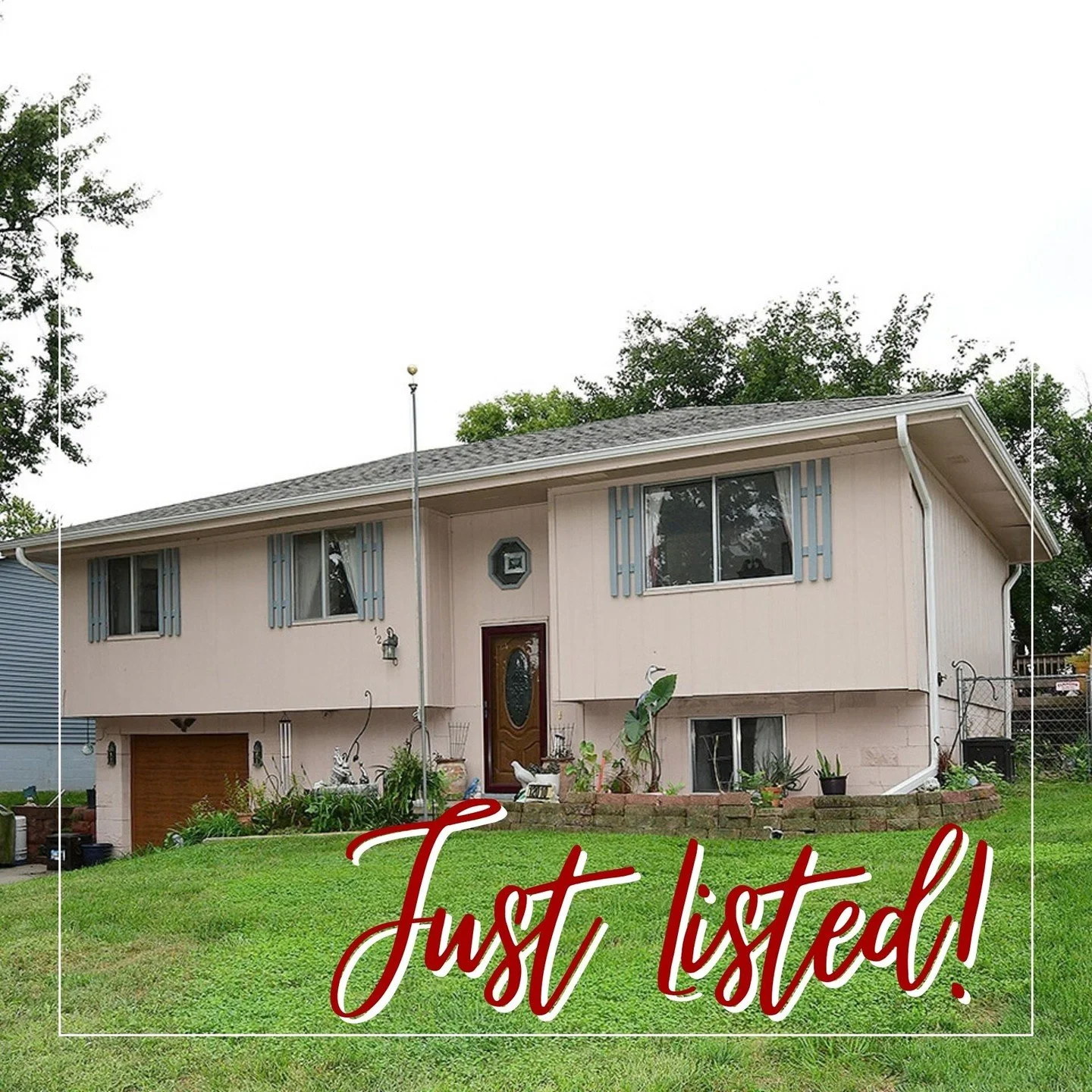 Just Listed in Bennington! Many recent improvements!

📍12010 N 157th Street | $245,000
🛏️ 3 BED 
🛁 2 BATH 
📏 1106 SQ. FT

🔗 Link in bio to view the full listing!

#LifetimeRealtyGroup
#PamMoylanRealtor
#NebraskaRealty
