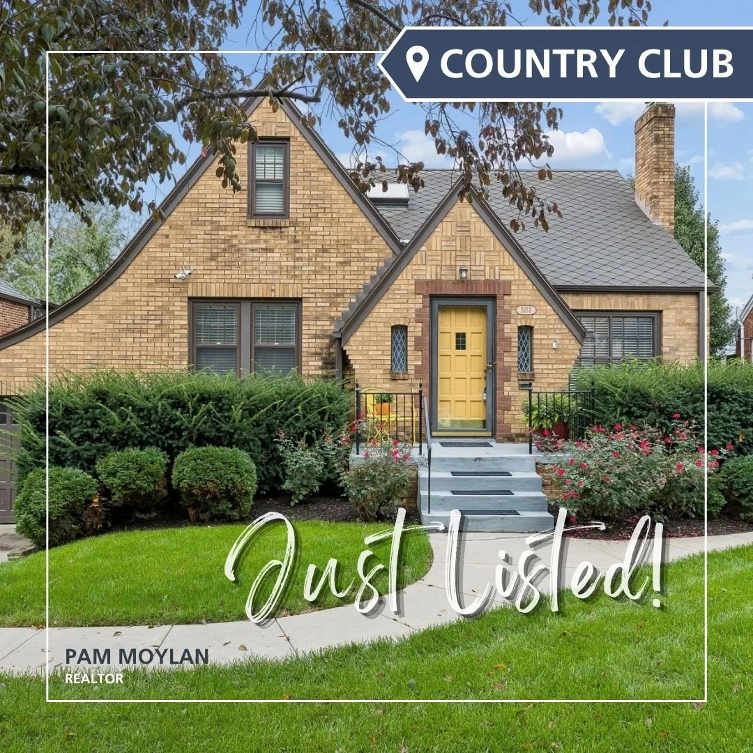 Country Club Gem! Don't miss the park-like back yard! 🌳 💚

📍5153 Lake Street | $449,000
🛏️ 3 BED 
🛁 3 BATH 
📏 2248 SQ. FT

🔗 Link in bio to see more!

#LifetimeRealtyGroup
#PamMoylanRealtor
#NebraskaRealty