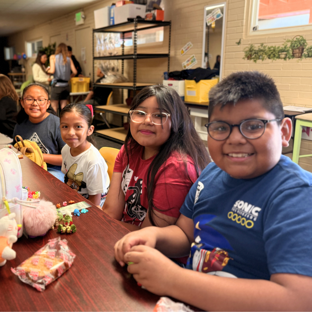 The Charro Foundation has awarded a grant to MentorKids USA to support year-round programs for K–12 students in the Paiute Promise Neighborhood. This partnership helps strengthen mentorship, academic support, leadership development, and enrichment op