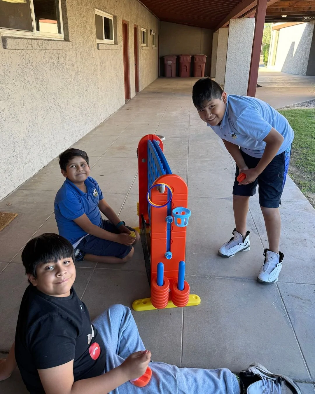 Happy Wednesday from us! We pray you all had as good a day as we did playing with our GIANT Connect 4! 😄 

#MentorKidsUSA #BuildingLeaders #LeadersStartHere #LeadAZ #AZYouthRising #PaiutePromise #Play #Fun